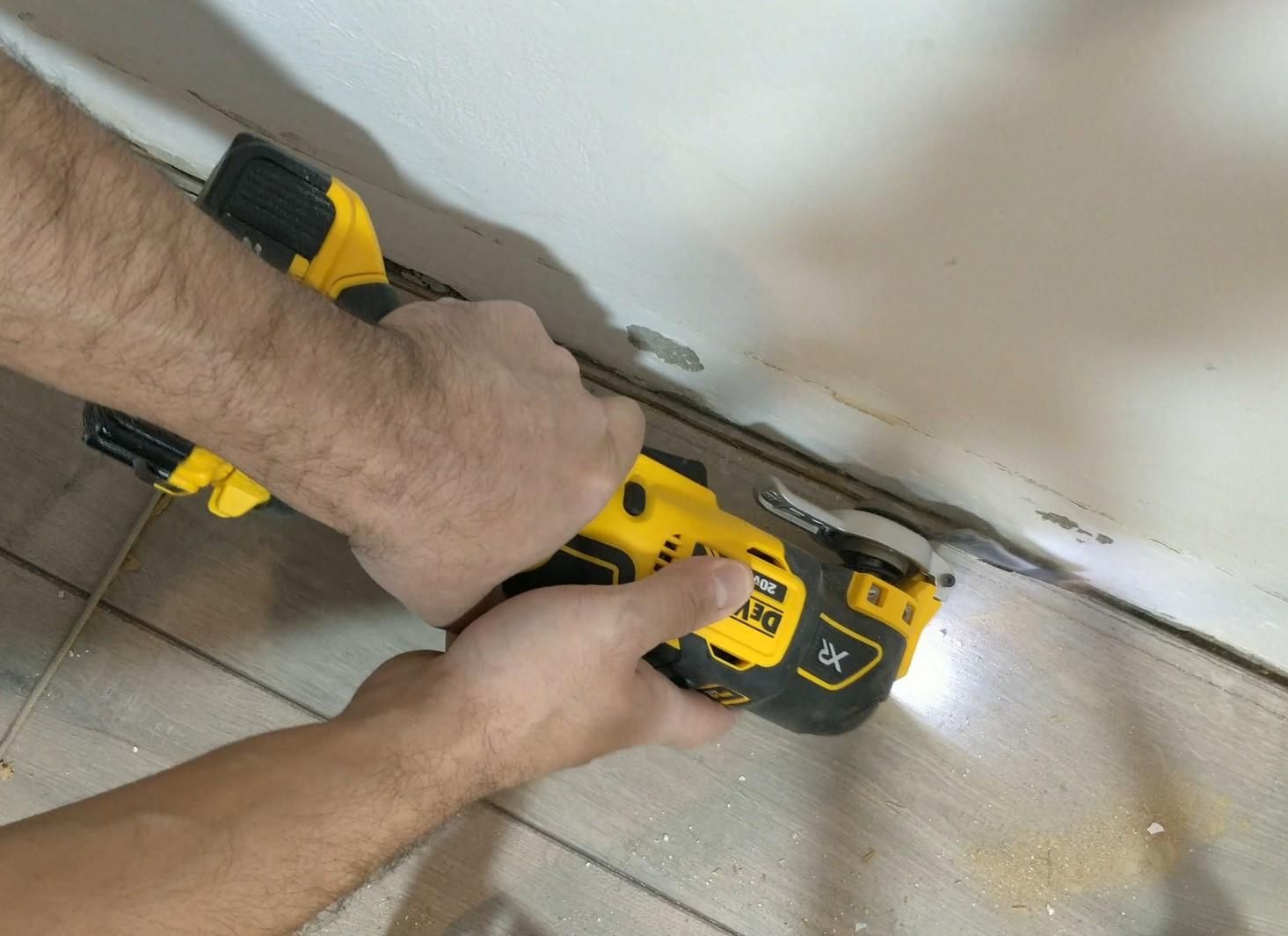 Fix Lifting & Bouncing Laminate Flooring (Expansion Problem) 20 Steps (with Pictures