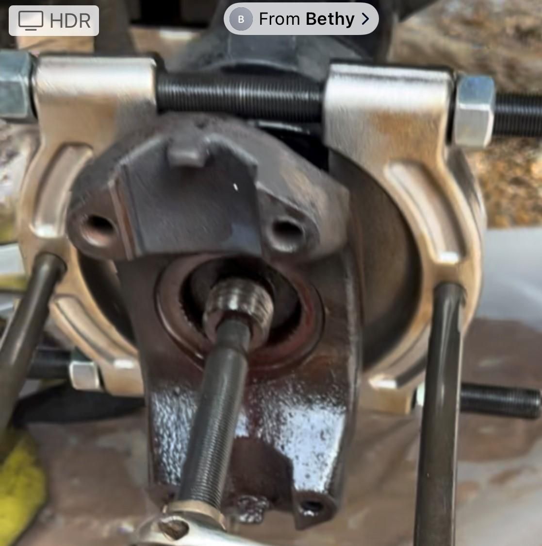 How to Remove a Yoke With a Bearing Puller 6 Steps Instructables