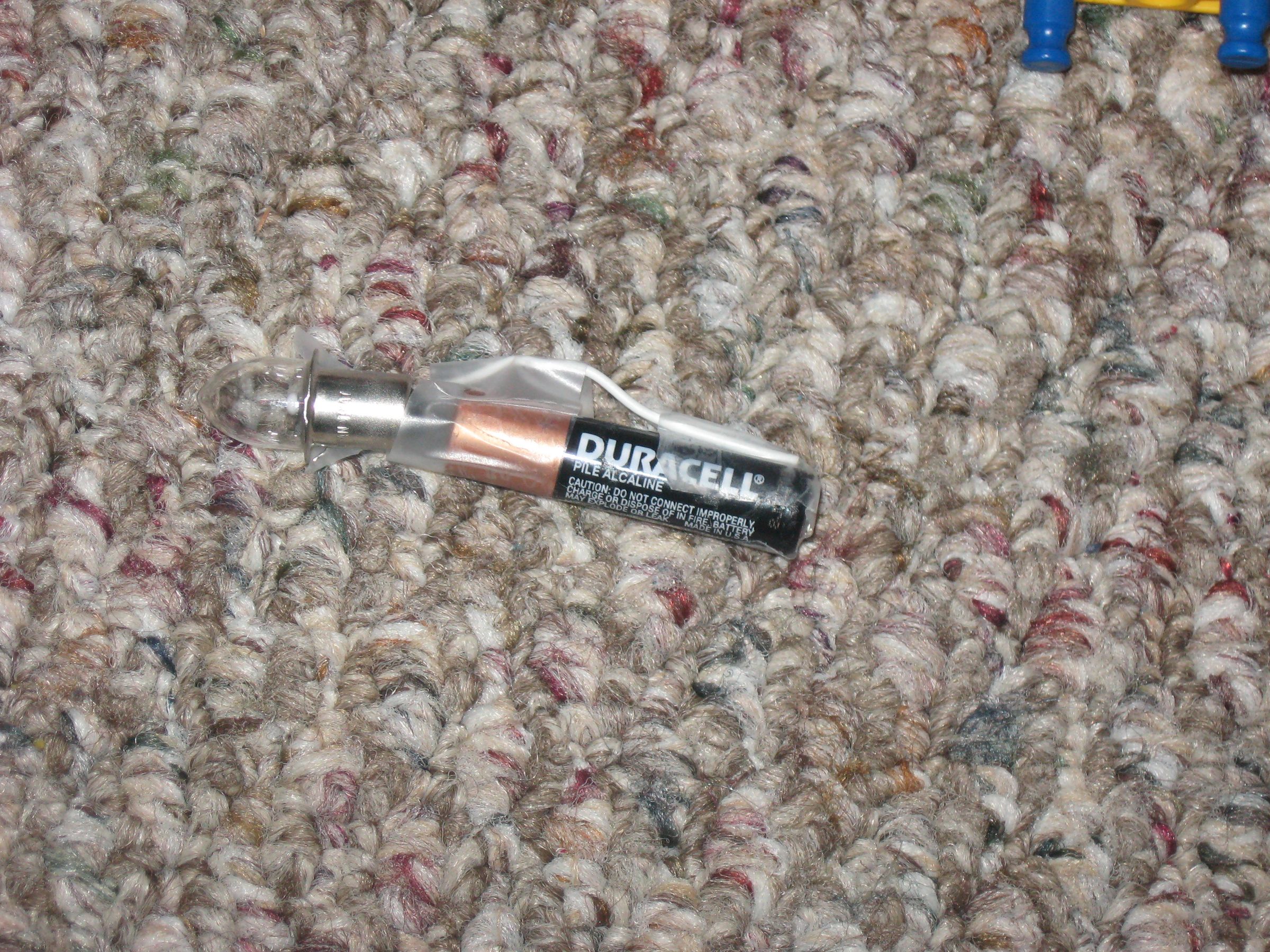 How to Make a Easy Flashlight