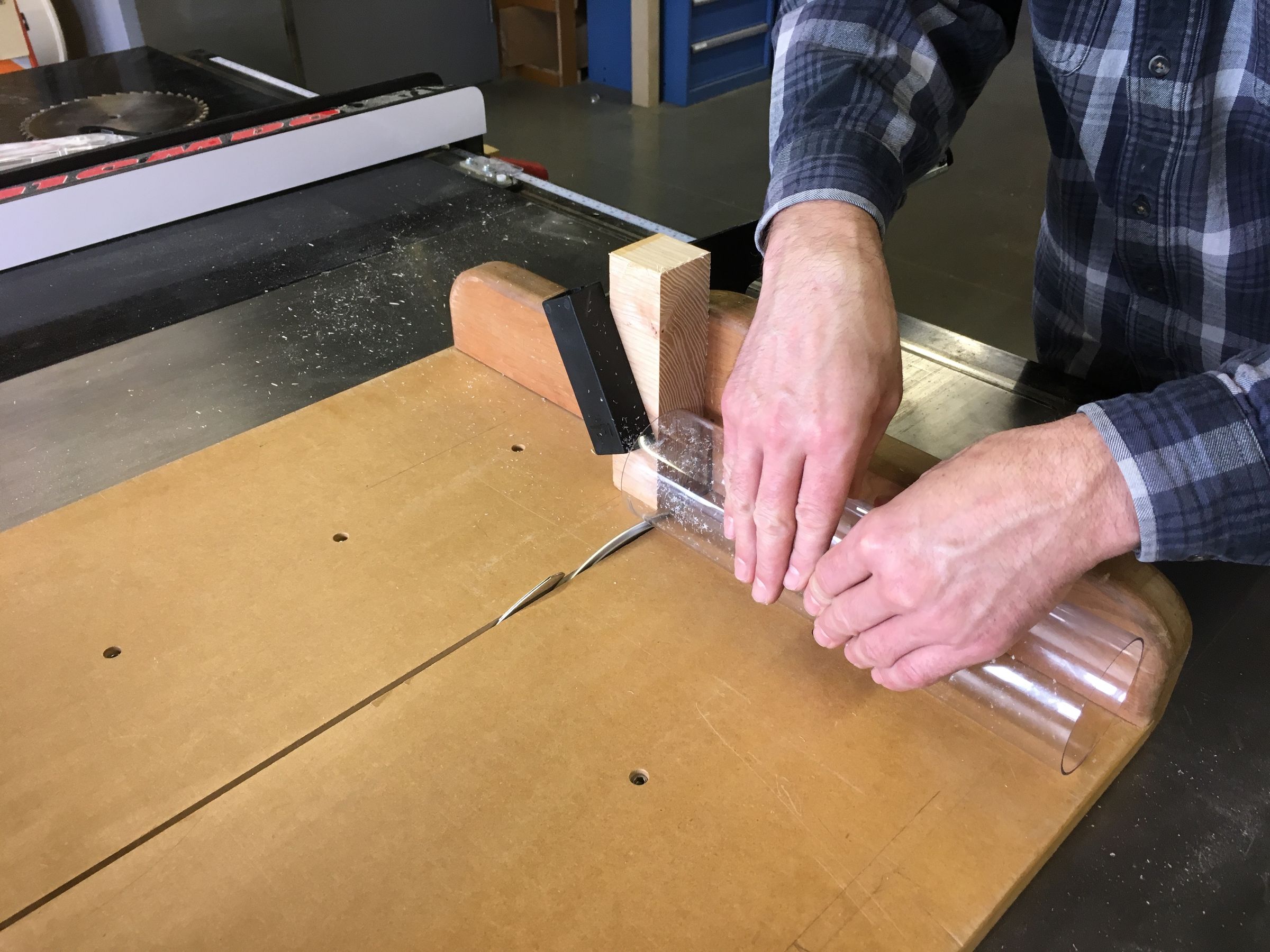 How to Cut Polycarbonate Tubing Using a Table Saw 8 Steps (with