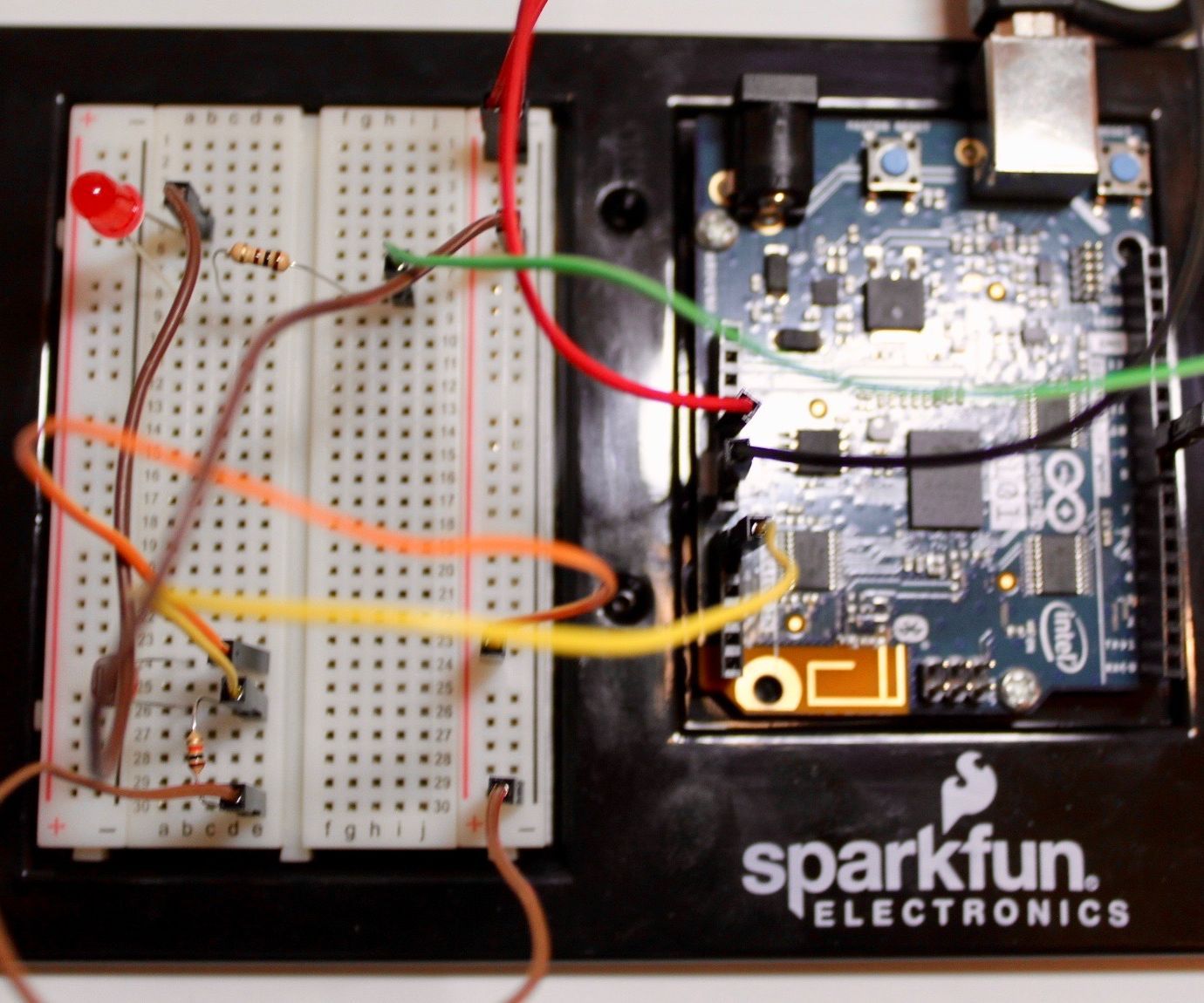 Automated Arduino Nightlight Using Photoresistors