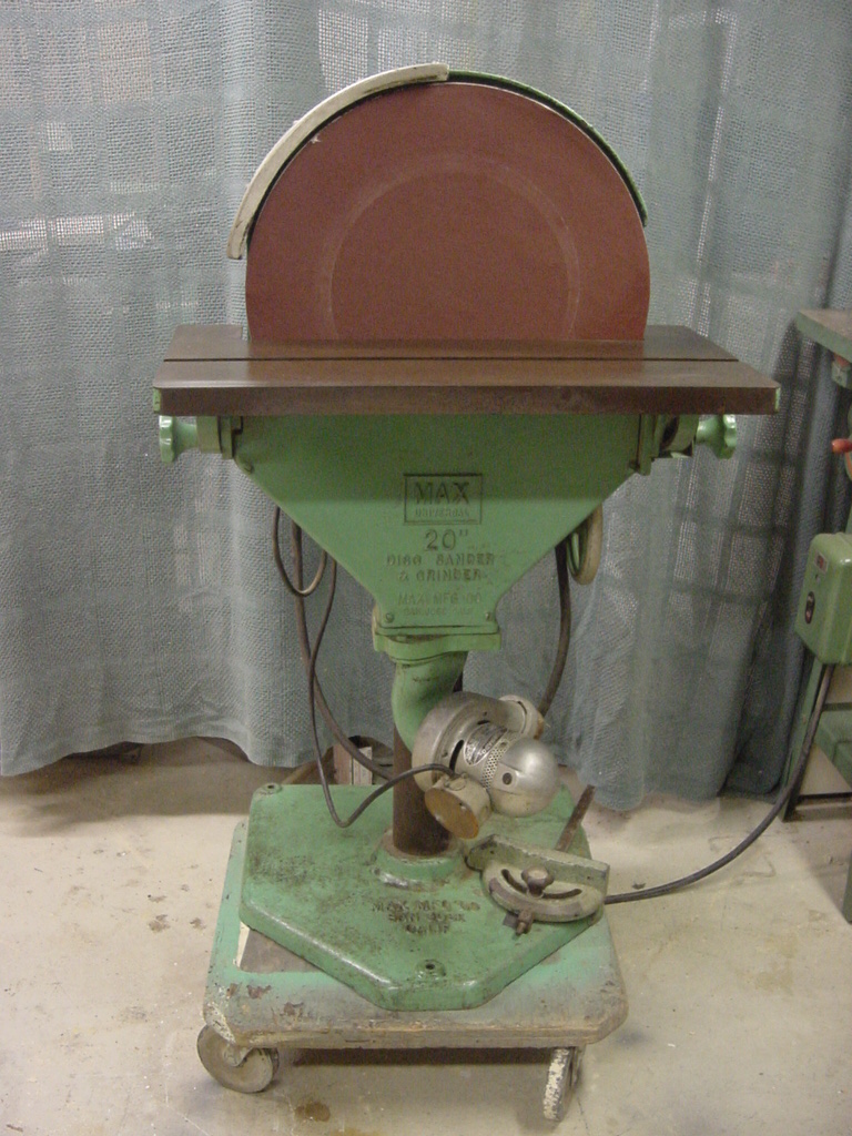 How to Use a 20" Disc Sander