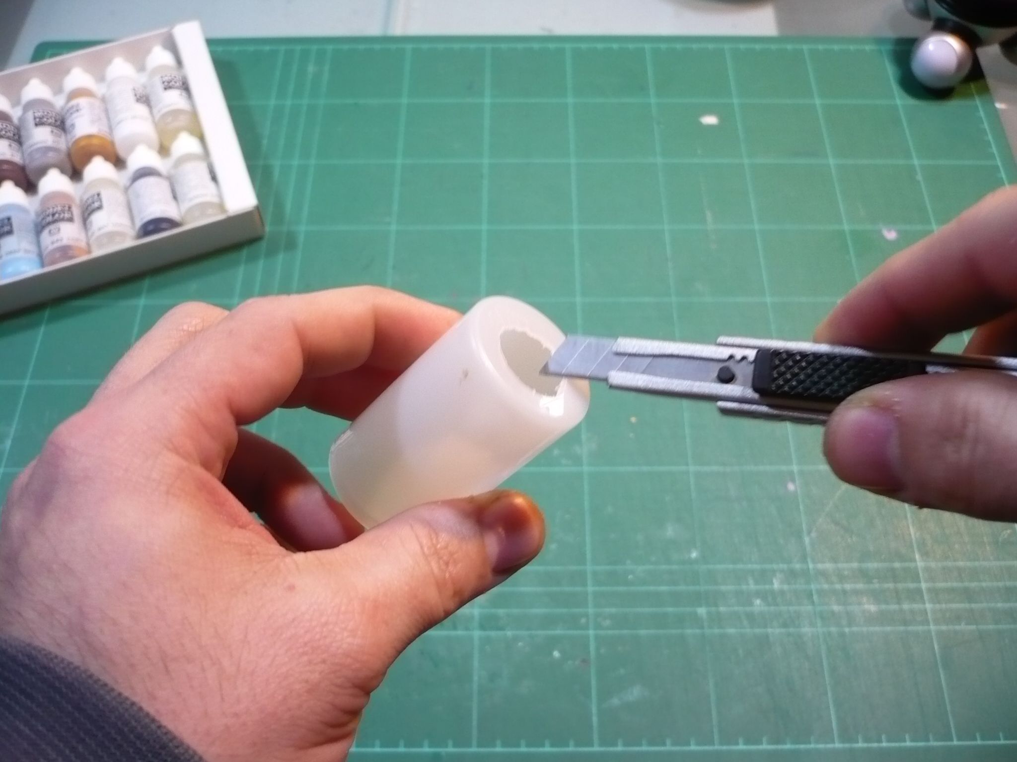 Miniatures Paint Shaker Cheap and Easy Instructables