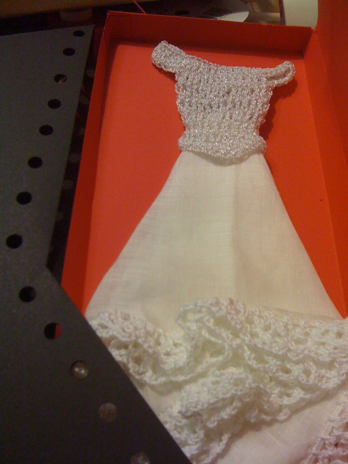 Bride's Hanky (Crochet) : 6 Steps - Instructables