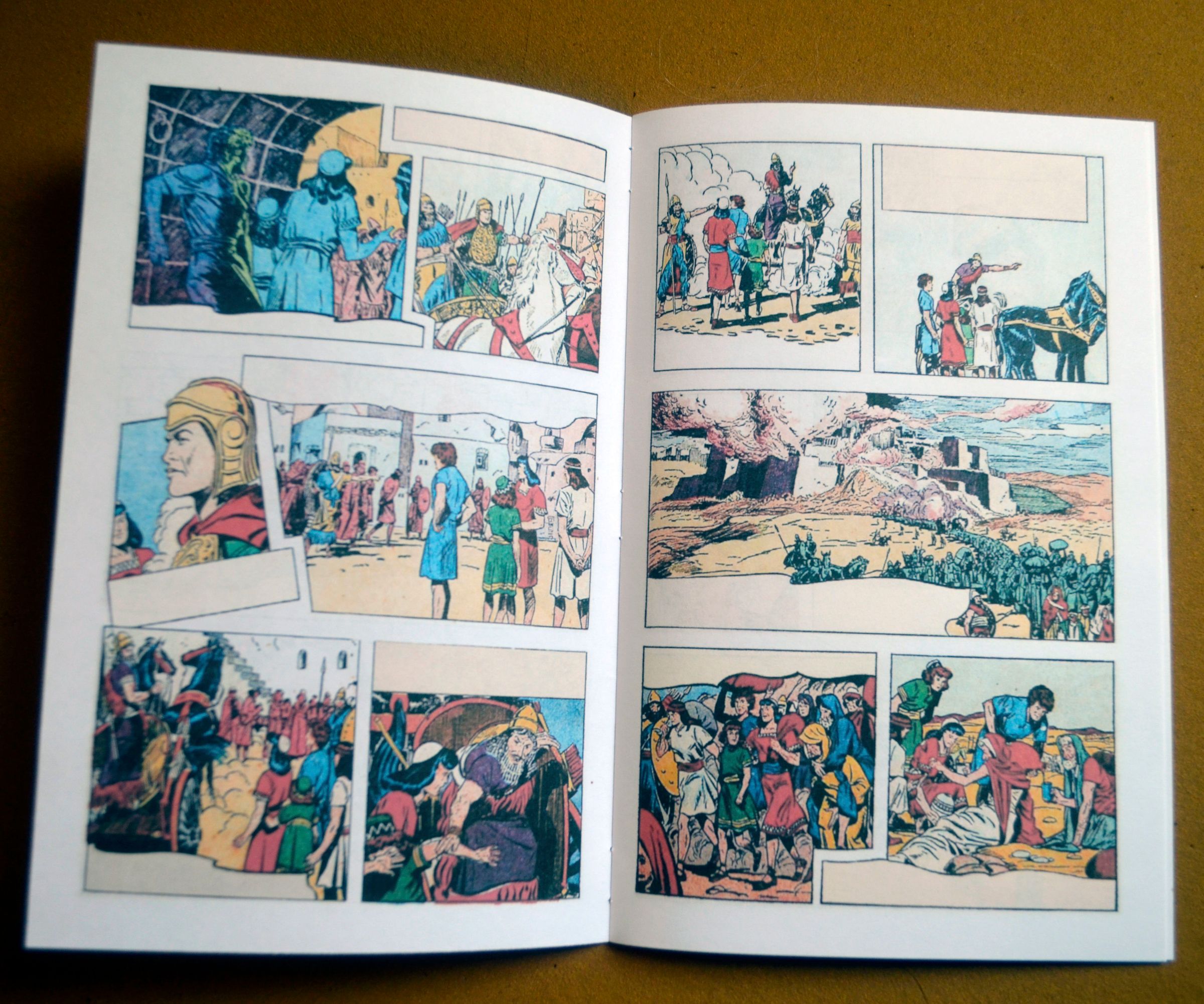 Fill in the Blank Comic Book - No Drawing Required!