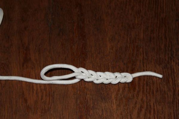Single Rope Braid - Chain Sinnet : 4 Steps (with Pictures) - Instructables