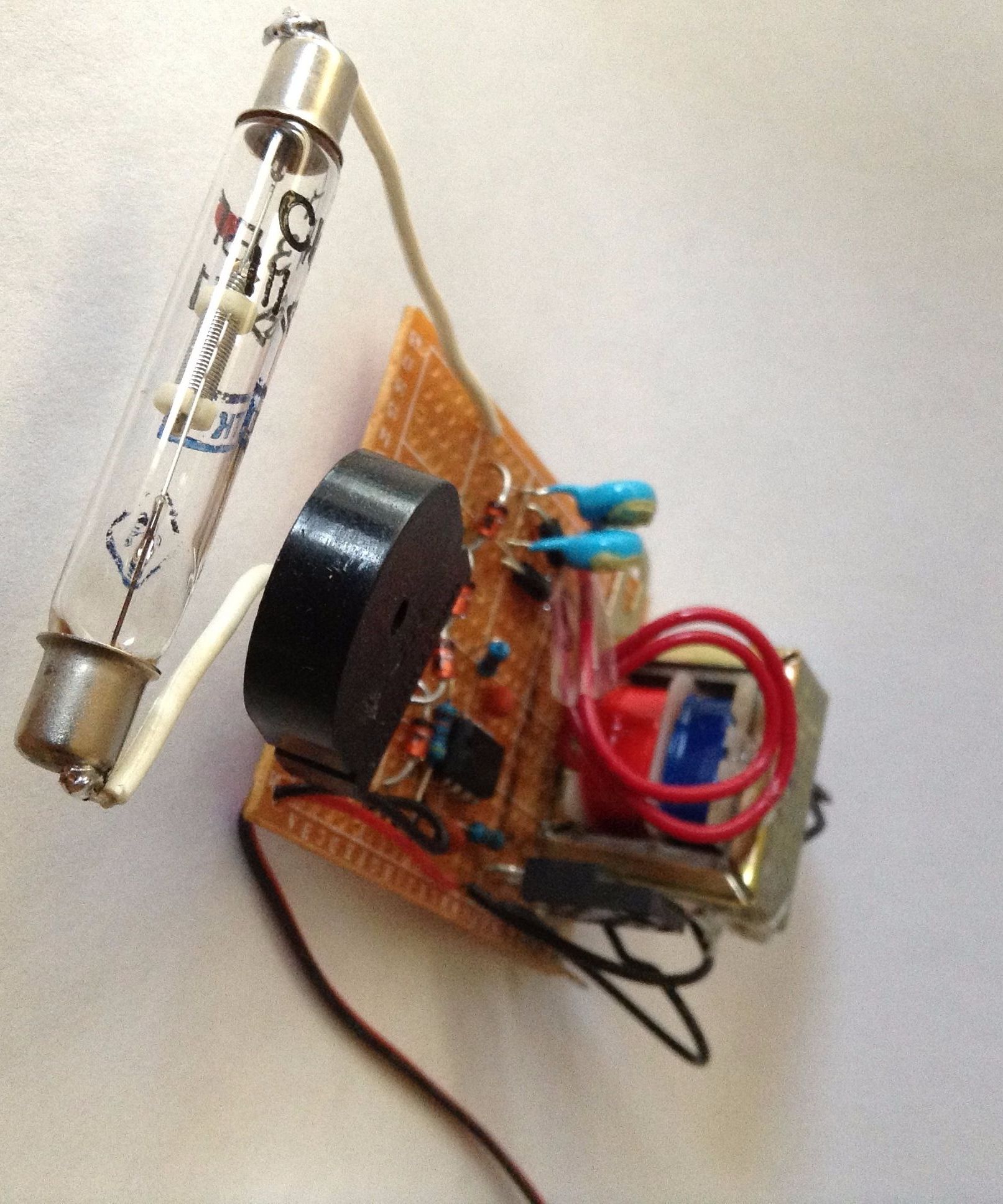 Simplest Geiger Counter