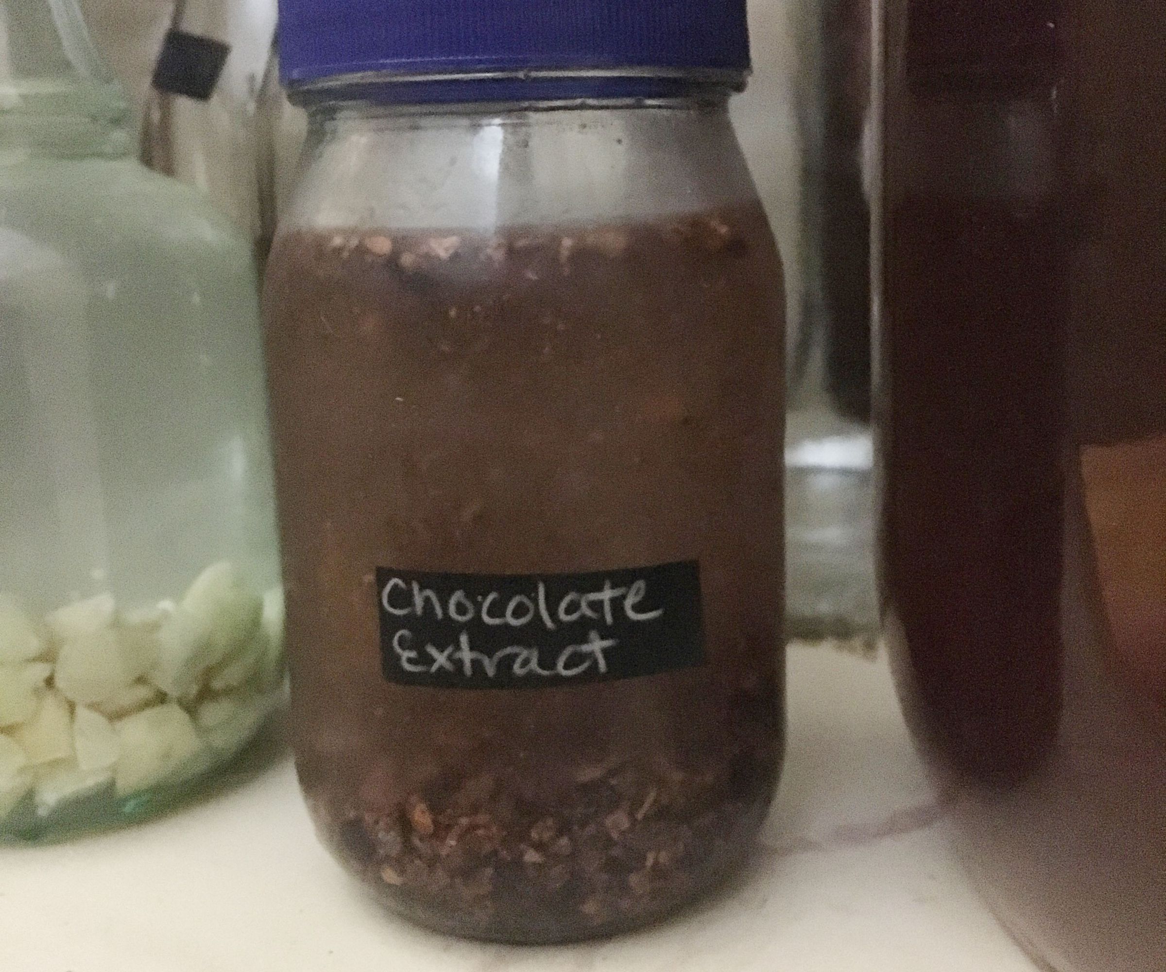 Chocolate Extract With Cacao Nibs