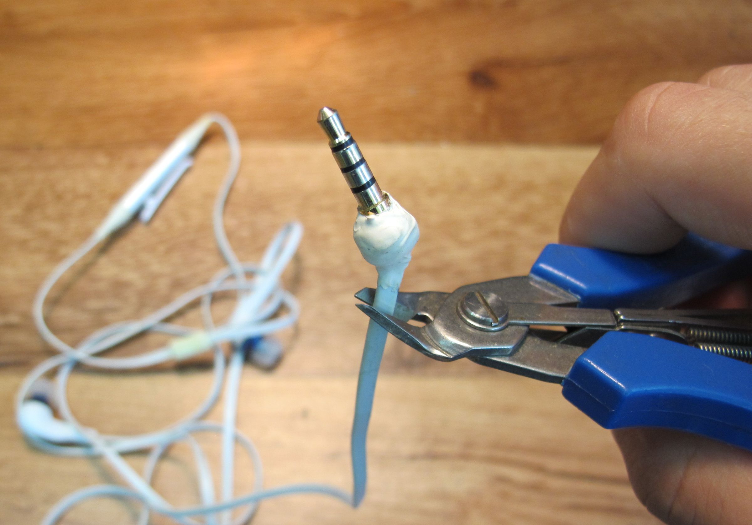 Headphones Jack Fix and Make Like New (with Pictures) Instructables