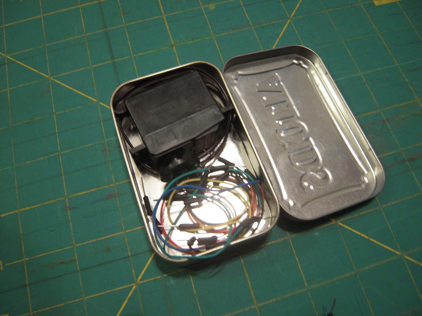 Pocket Sized Arduino Kit! : 3 Steps - Instructables