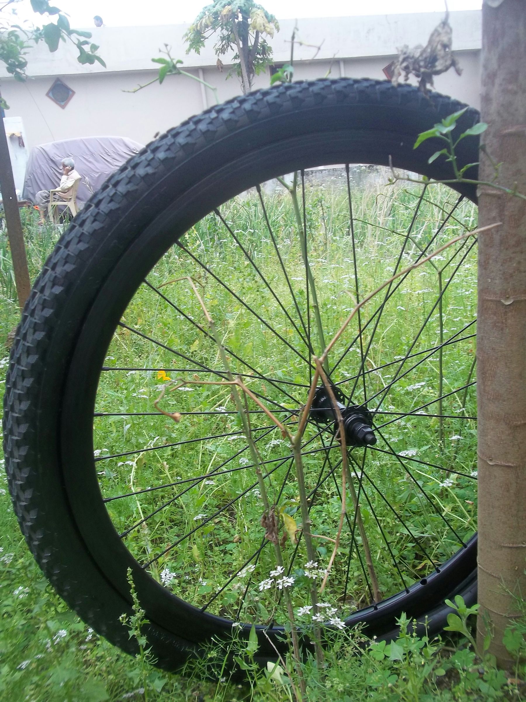 Repainting Old Bicycle Tire 10 Steps Instructables