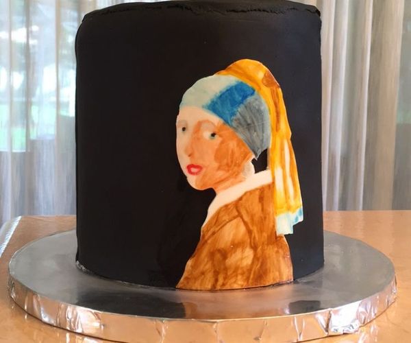 Girl With a Pearl Earring Cake