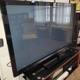 Panasonic Plasma TV Buzzing: Quick Fixes and Expert Tips