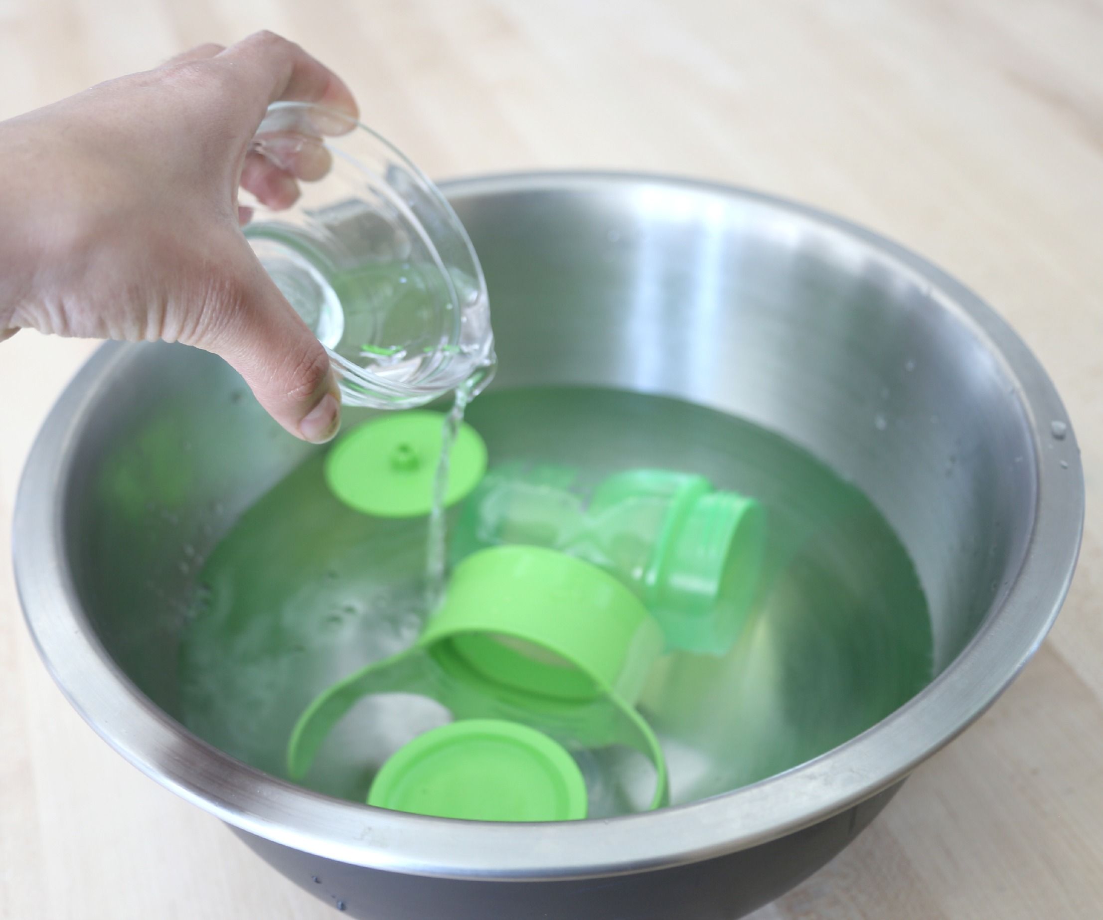 How to Clean a Sippy Cup 7 Steps (with Pictures) Instructables