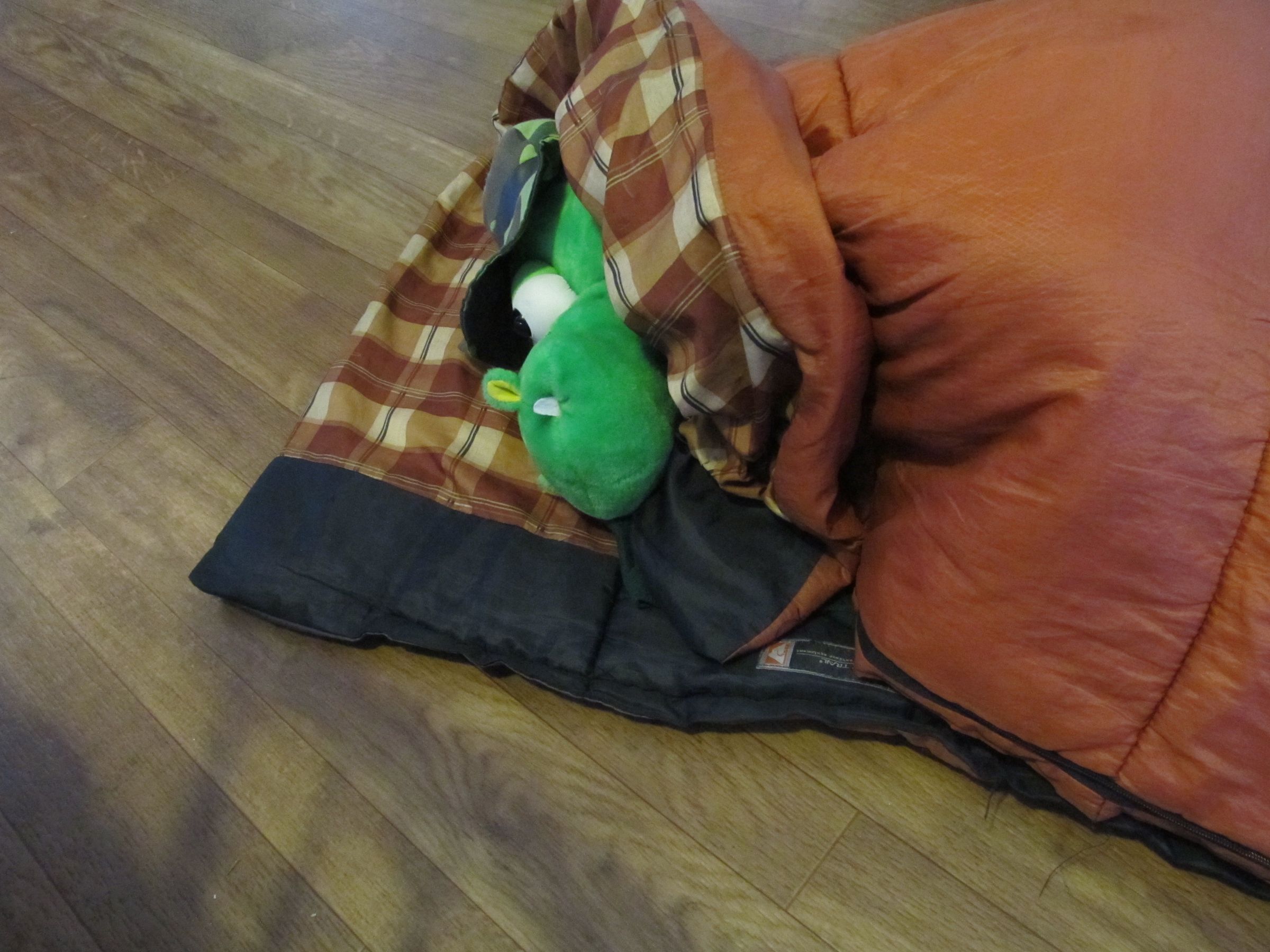 Sub Zero Sleeping Bag for Under 50 14 Steps Instructables