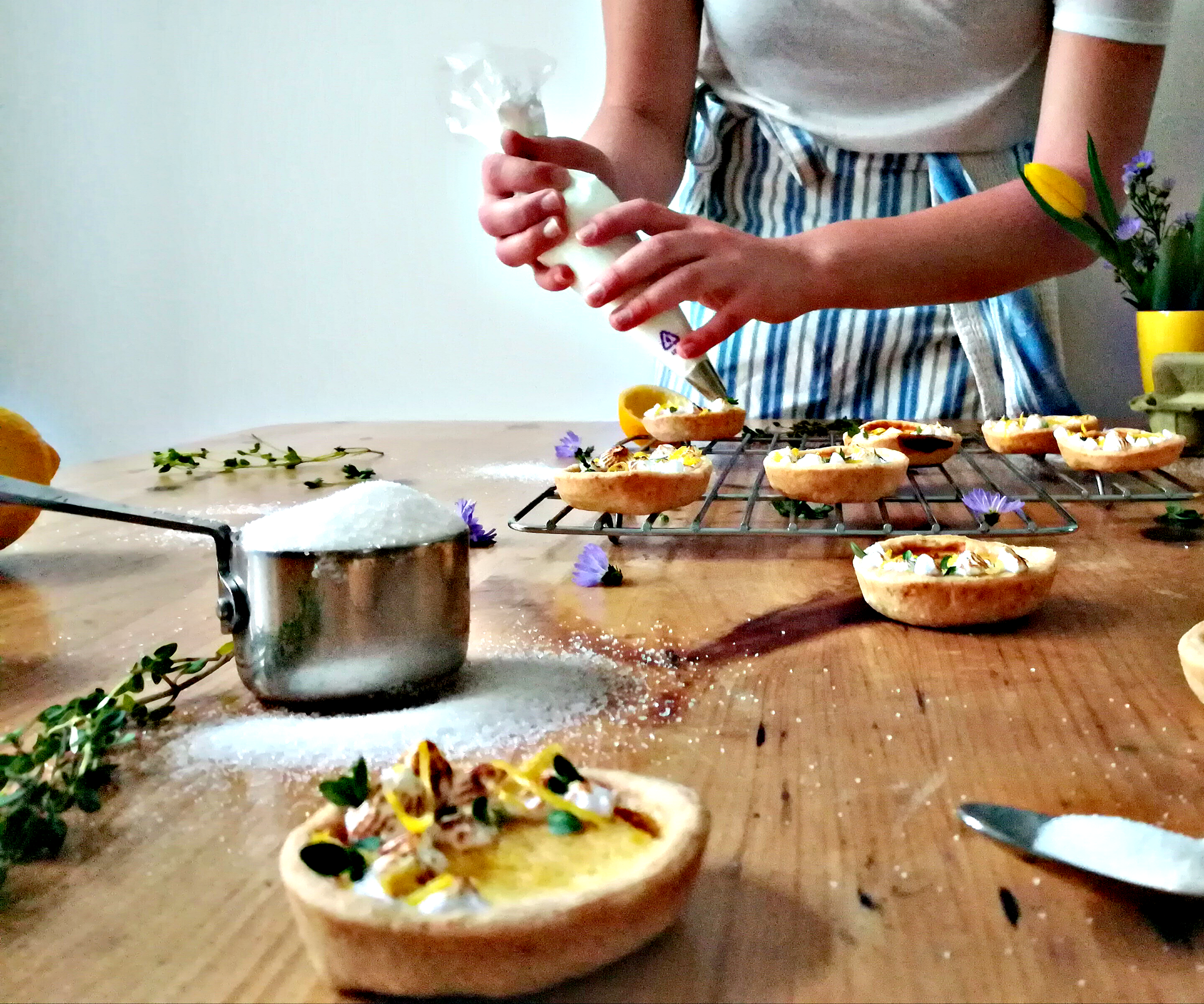 Mini Lemon Meringue Pies 