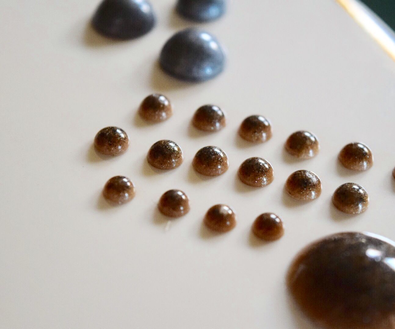 Casting Resin Cabochons, Keepsakes and Cremation Jewelry