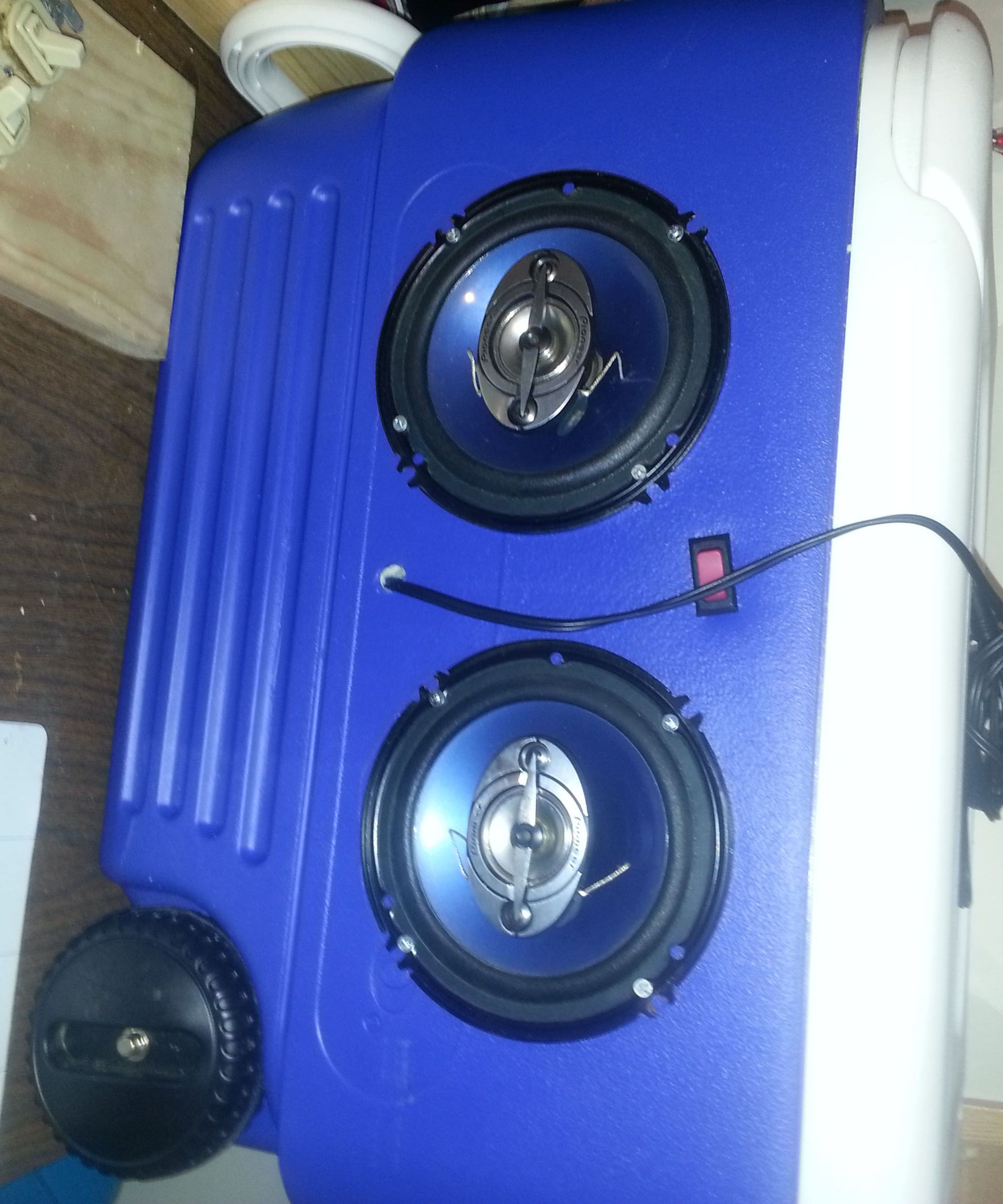 12 Volt Portable Stereo
