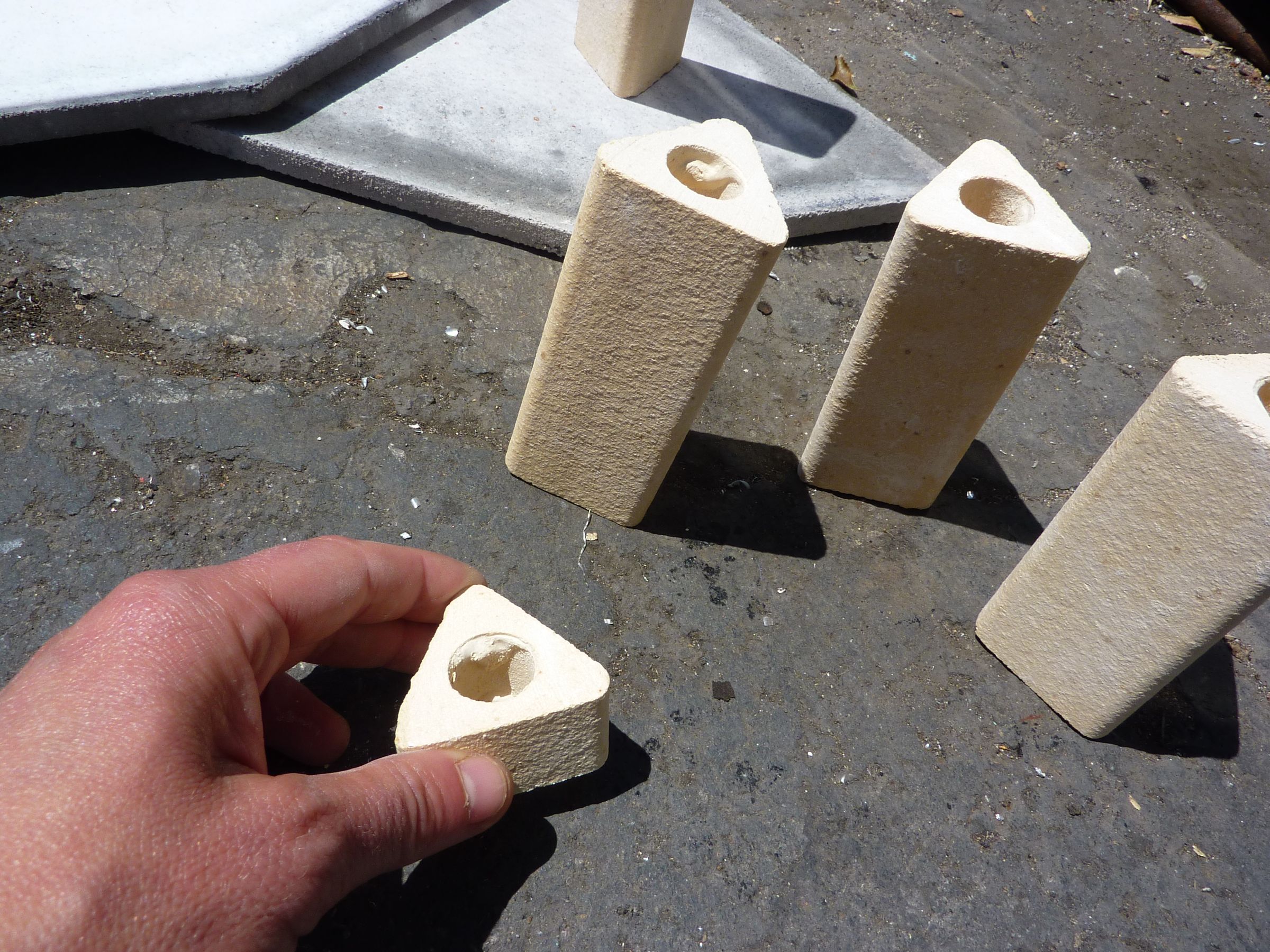 How to Kilnwash and Set Up Shelving in a Kiln 5 Steps Instructables