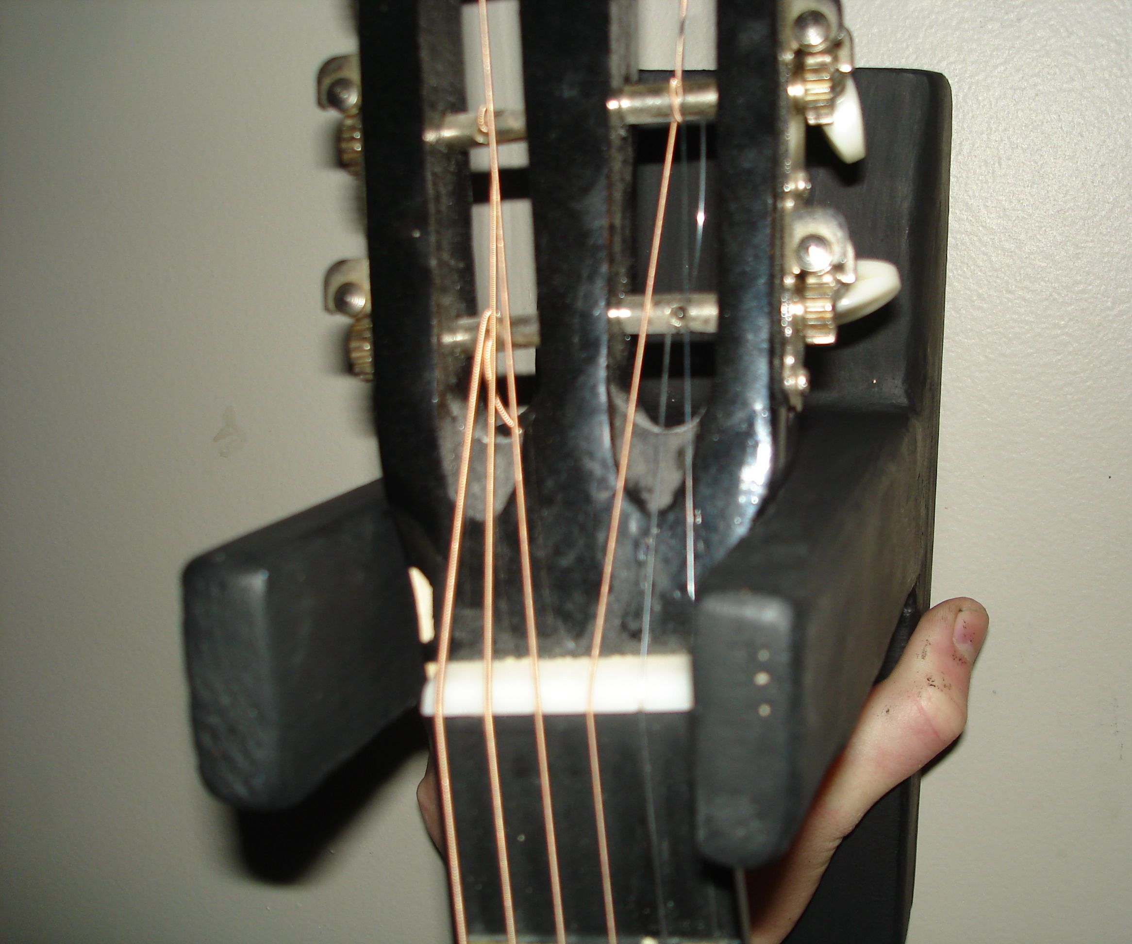 How to Make a Guitar Hanger