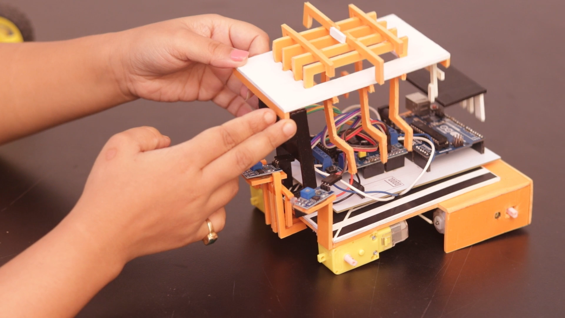 Arduino Light Following Robot With LDR : 13 Steps - Instructables