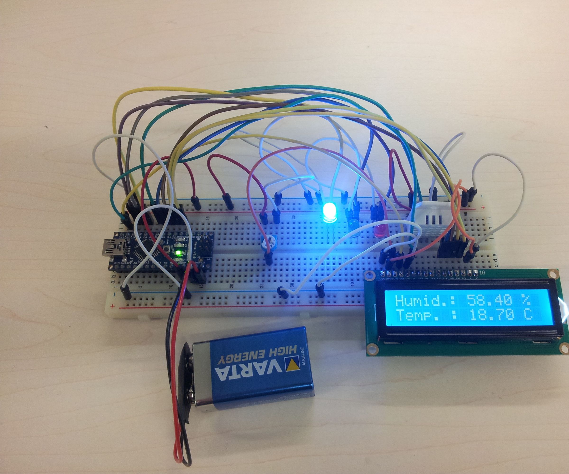 Temperature and Humidity Sensor With LCD and Arduino