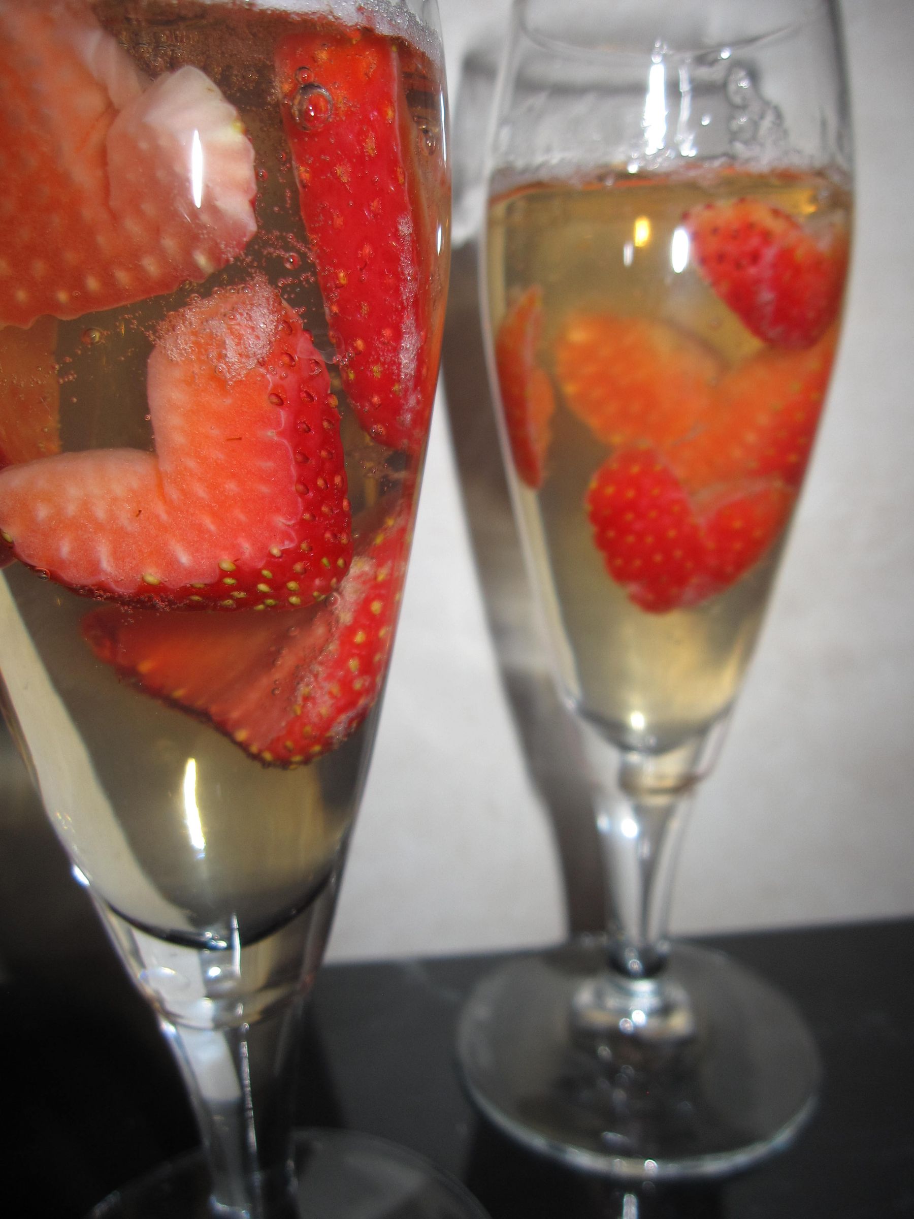 Strawberries & Champagne Jello