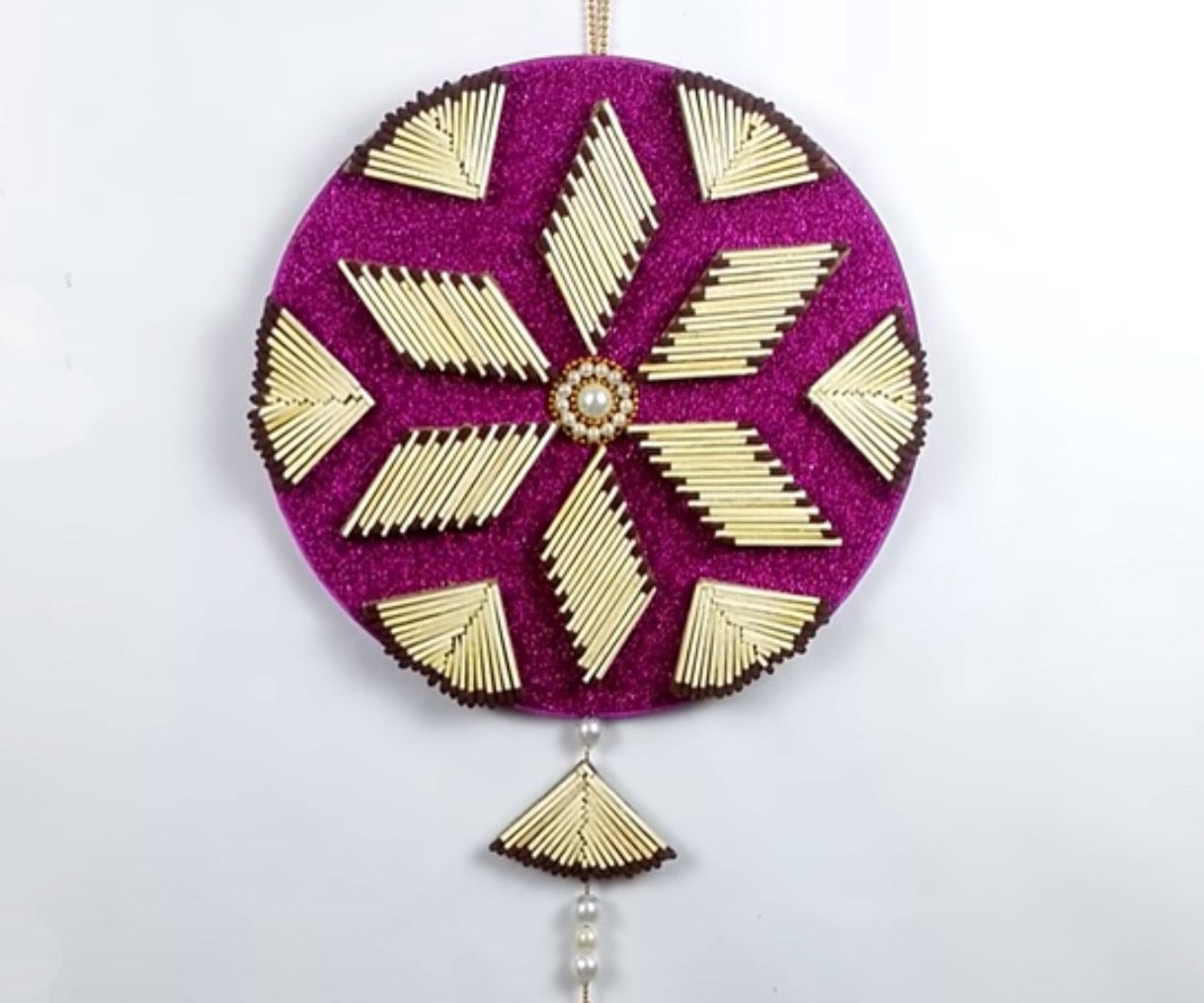 Make Beautiful DIY Wall Hanging From Match Sticks?