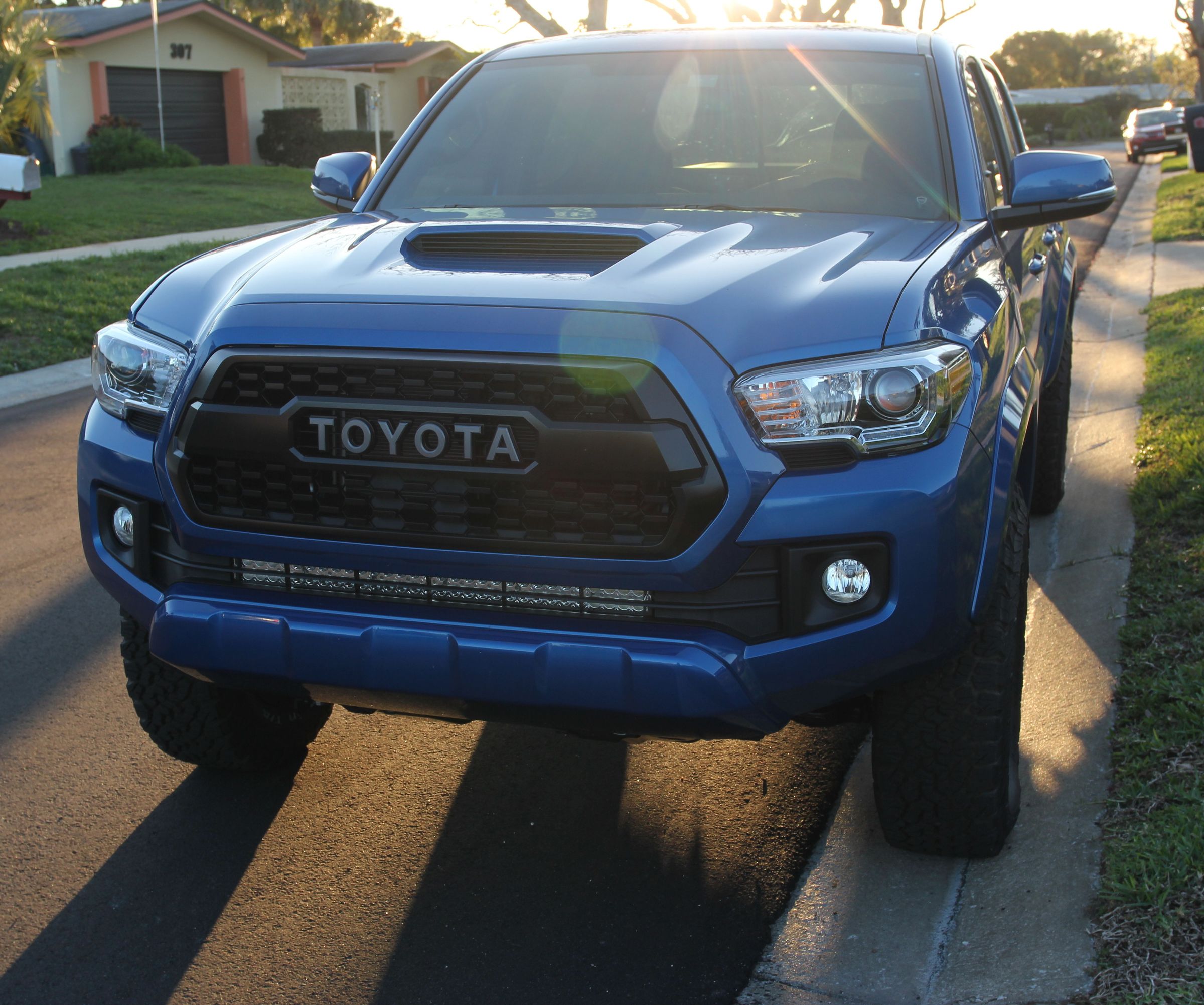 Install Double Row LED Light Bar on 2016-up Toyota Tacoma