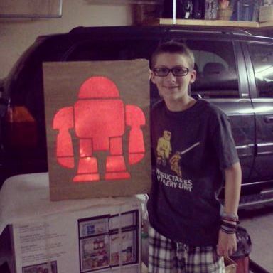 Light up Wall Make Robot