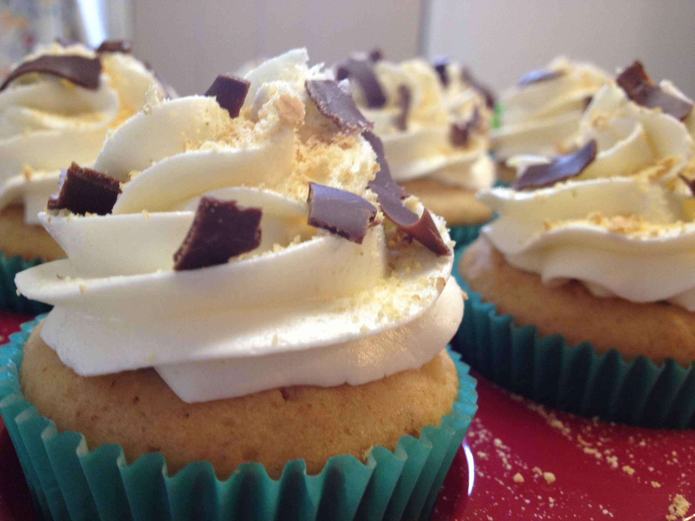 S'more Cupcakes With Marshmallow Frosting