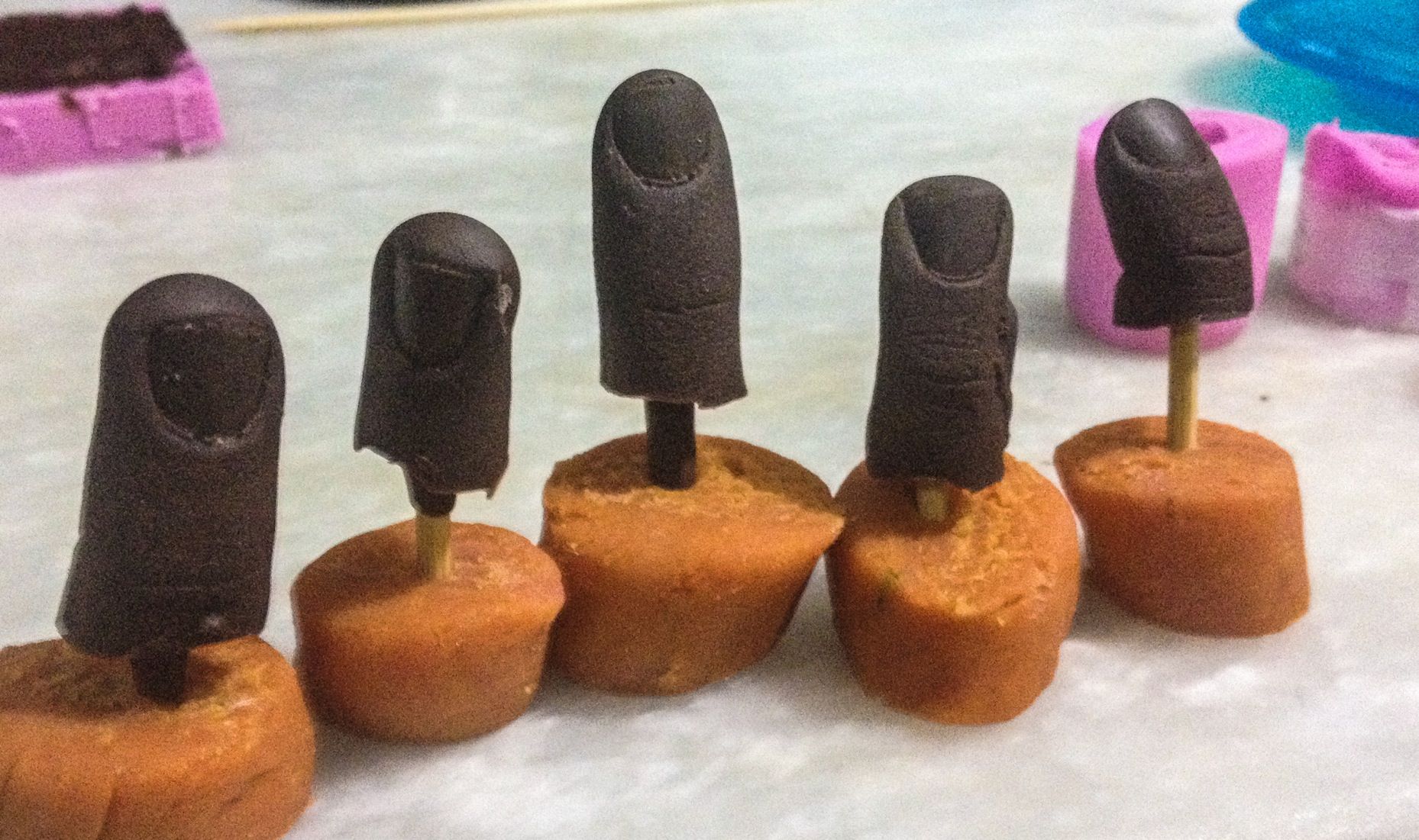 Chocolate Finger-tips