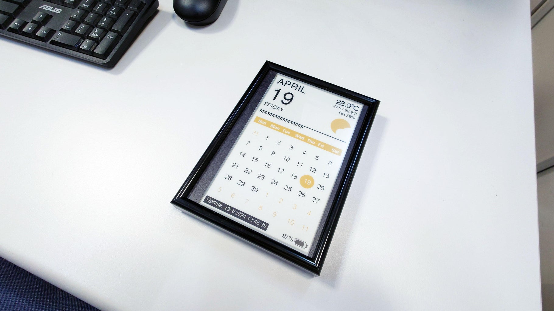 InkyDash Minimalistic Eink Calendar With Weather Info! 7 Steps