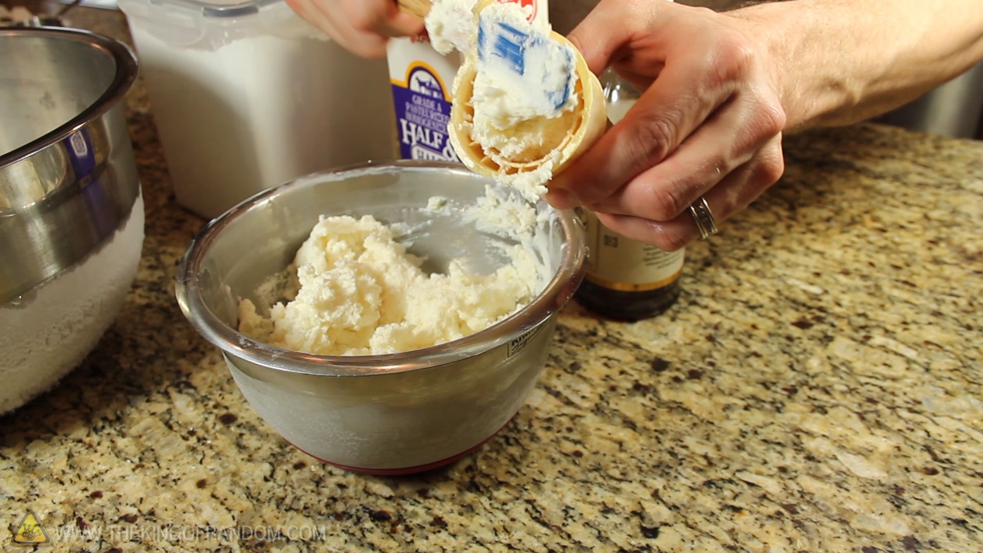 How to Make Carbonated Ice Cream, "Halloween Style"! (Dry Ice Cream