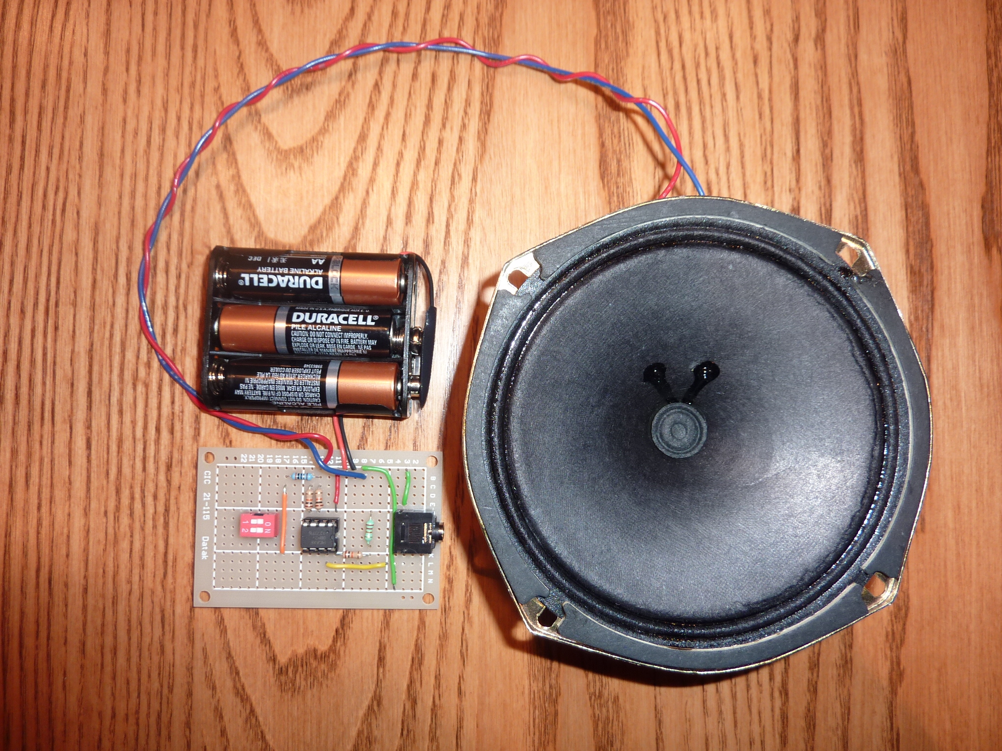 A Simple 2 Hour PICAXE Project - Play Tunes With an 08M2 Microcontroller for About $10