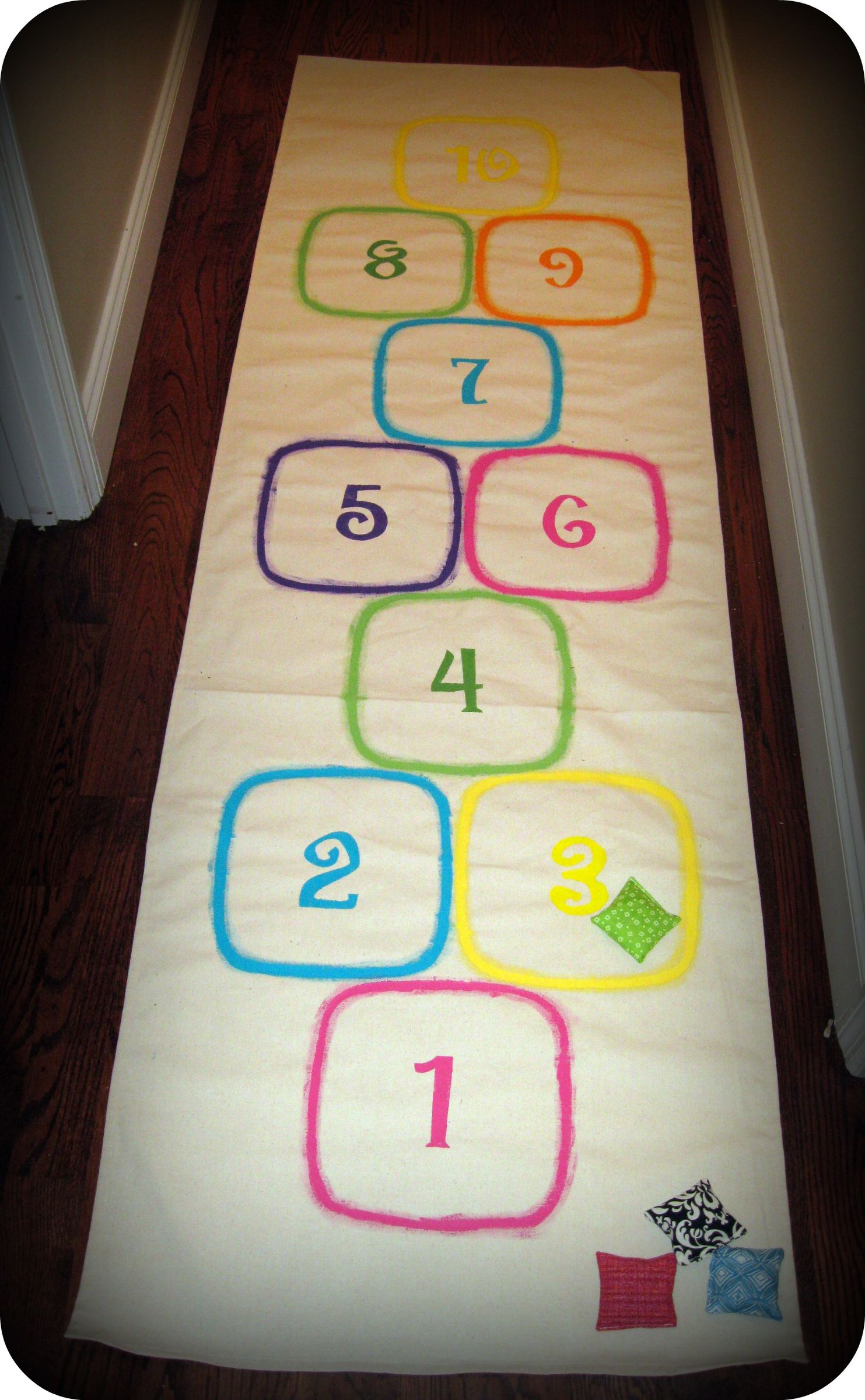 Indoor/Outdoor Hopscotch Mat