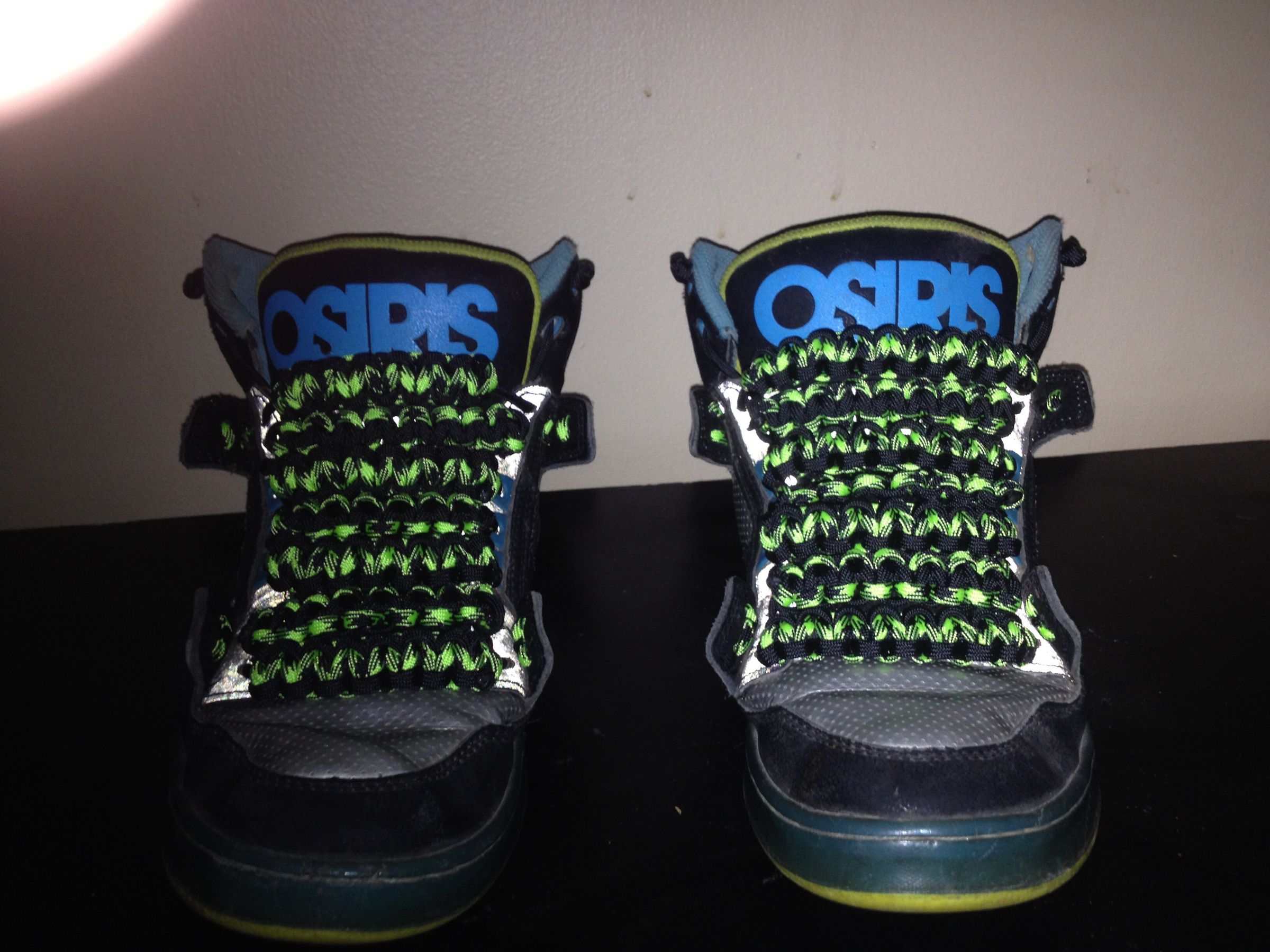 Awesome Paracord Lacing