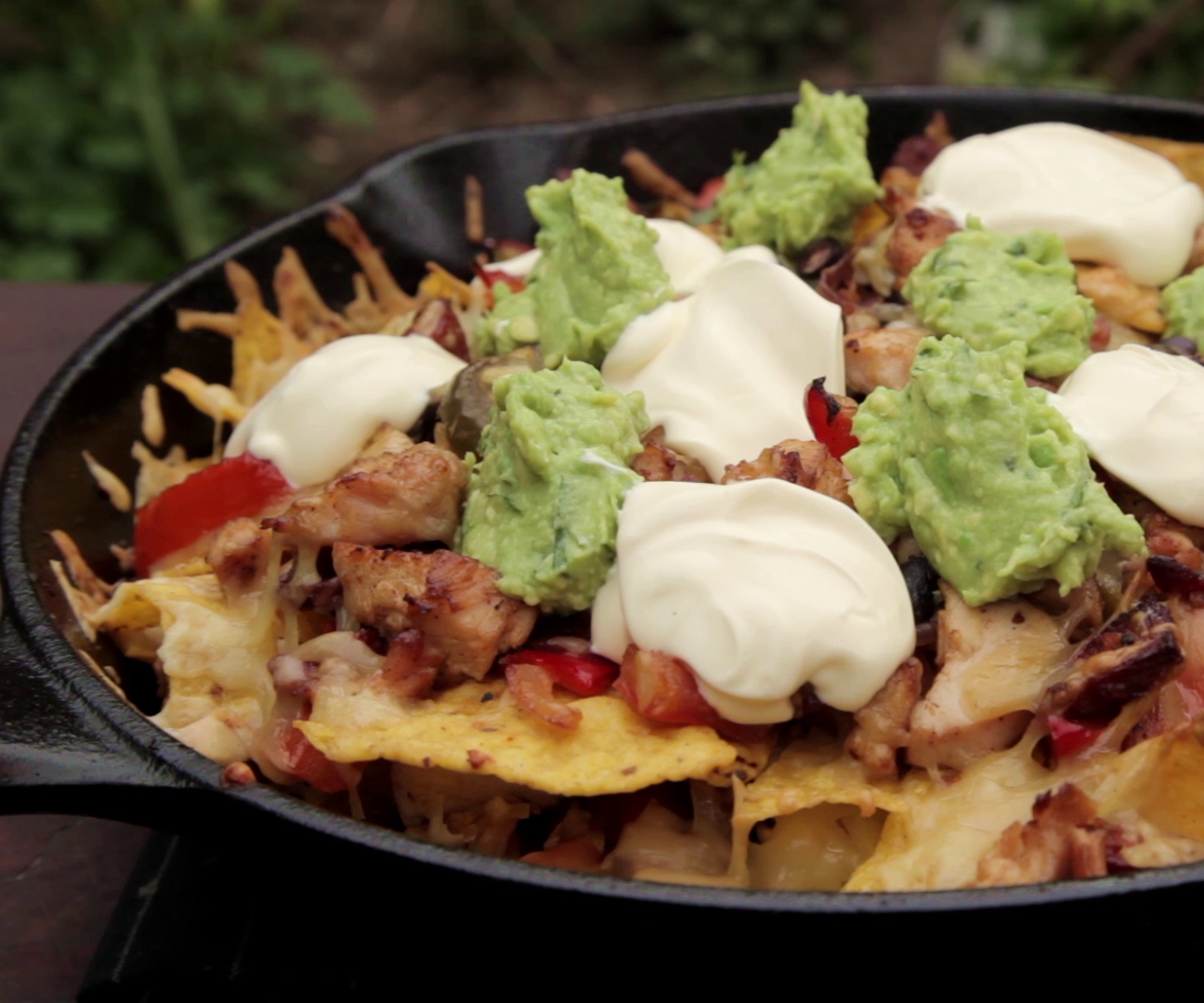 How to Cook Loaded Chicken Nachos