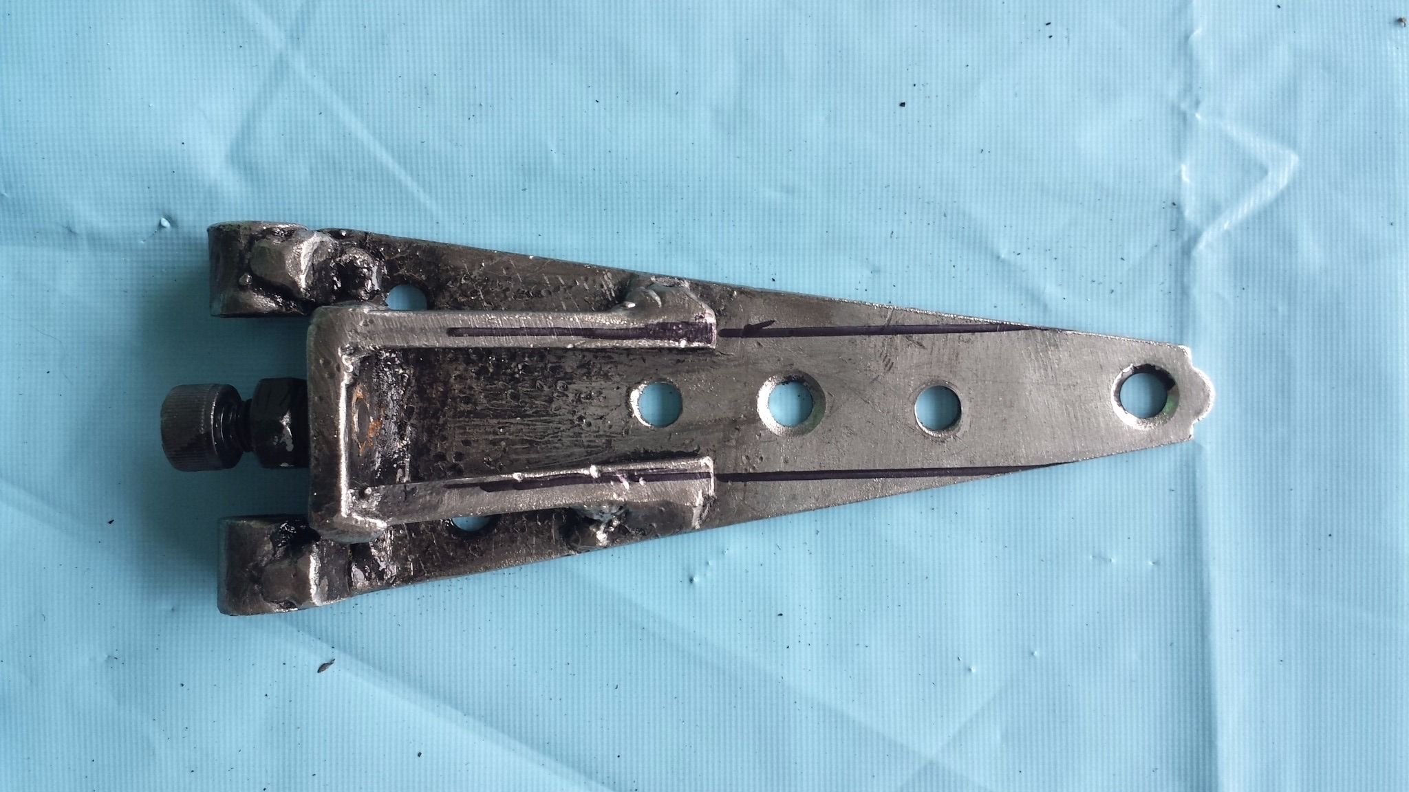 Motorcycle Backrest Hardware Mod : 6 Steps - Instructables