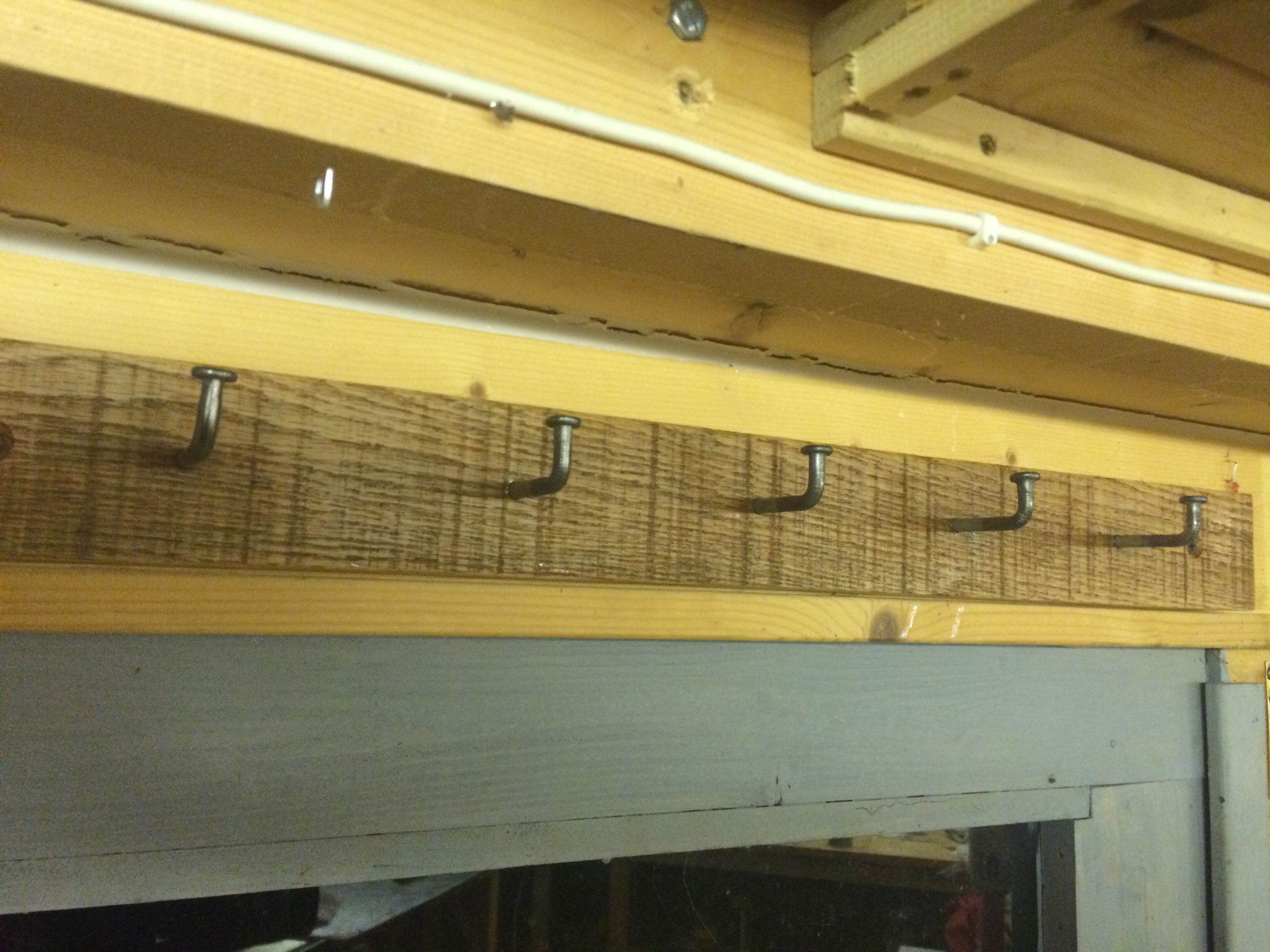 Nailed Board Coat Hanger 4 Steps (with Pictures) Instructables