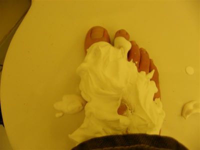 Shaving Your Feet: a Guide. : 4 Steps - Instructables