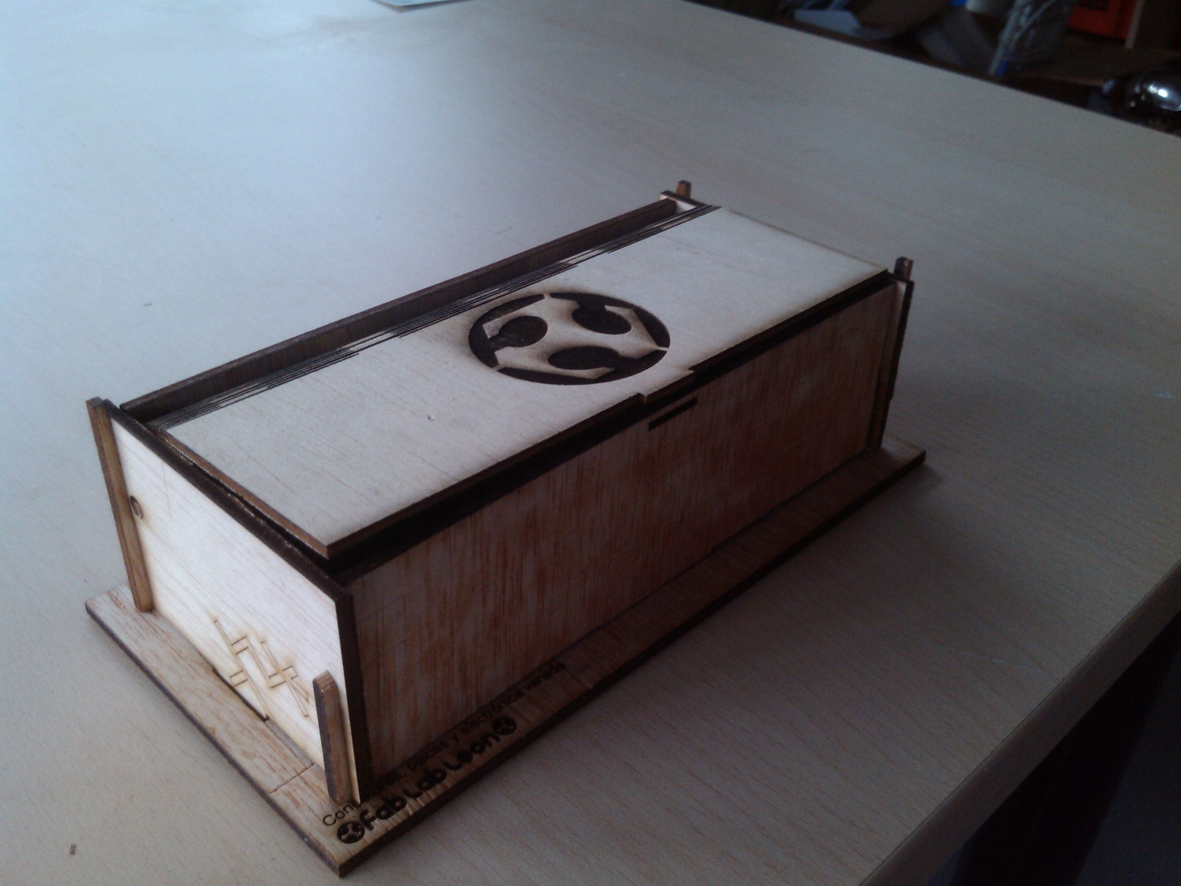 Wooden Box With a Flexible Top