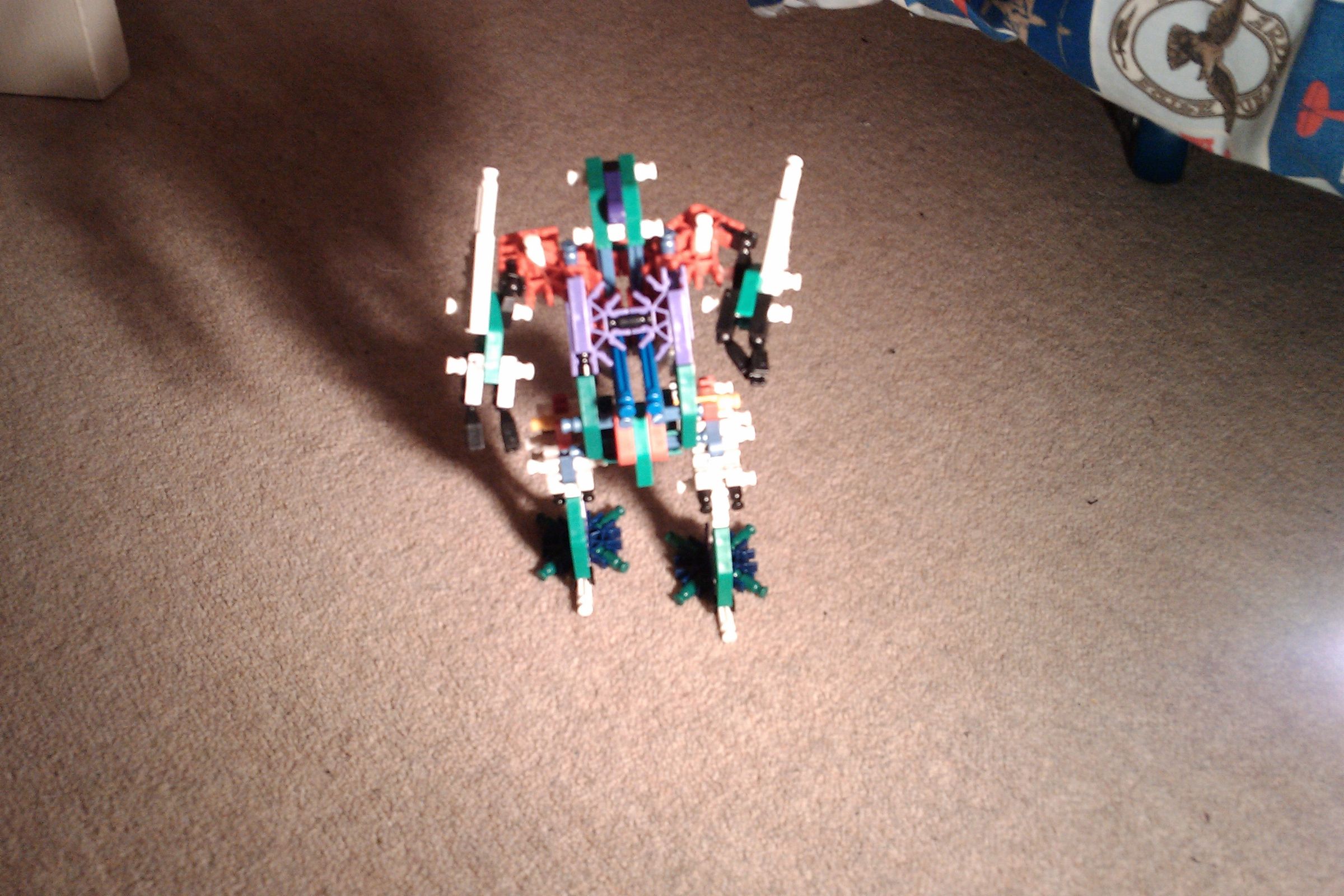 Kne'x Mech Warrior/robot.