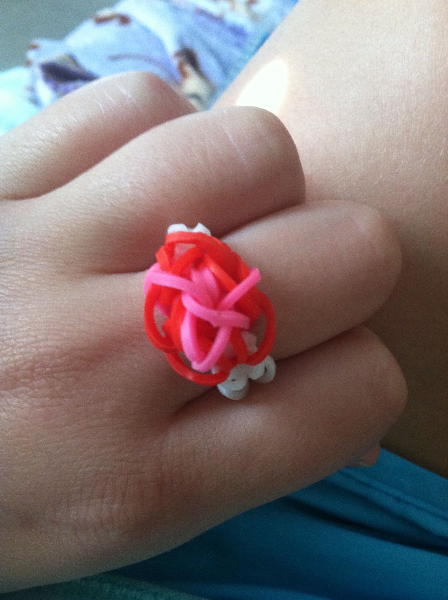 Rainbow Loom Flower Ring