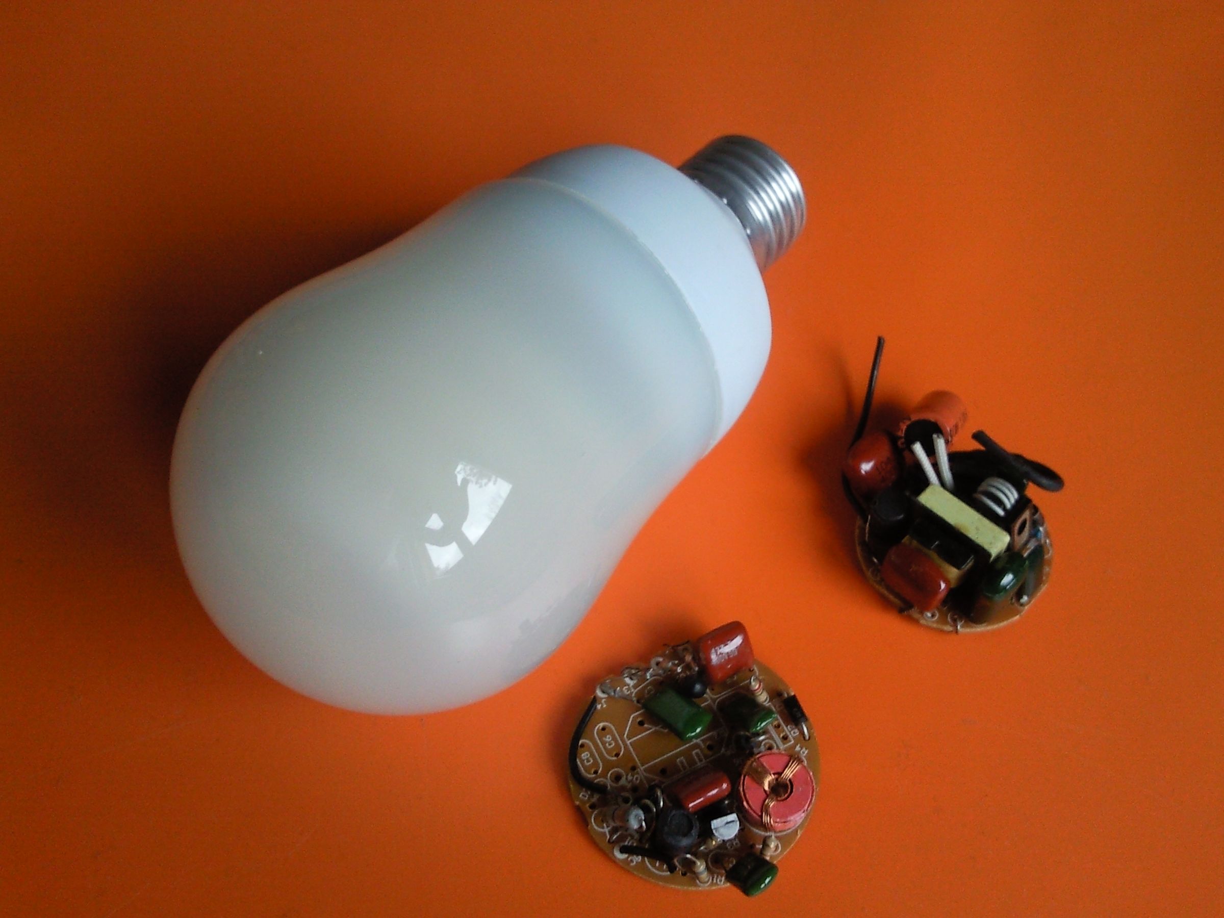 Party Stroboscope Done by Recycled Parts 4 Steps (with Pictures