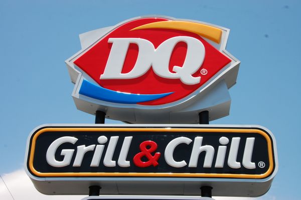 HOW TO MAKE a DAIRY QUEEN BLIZZARD