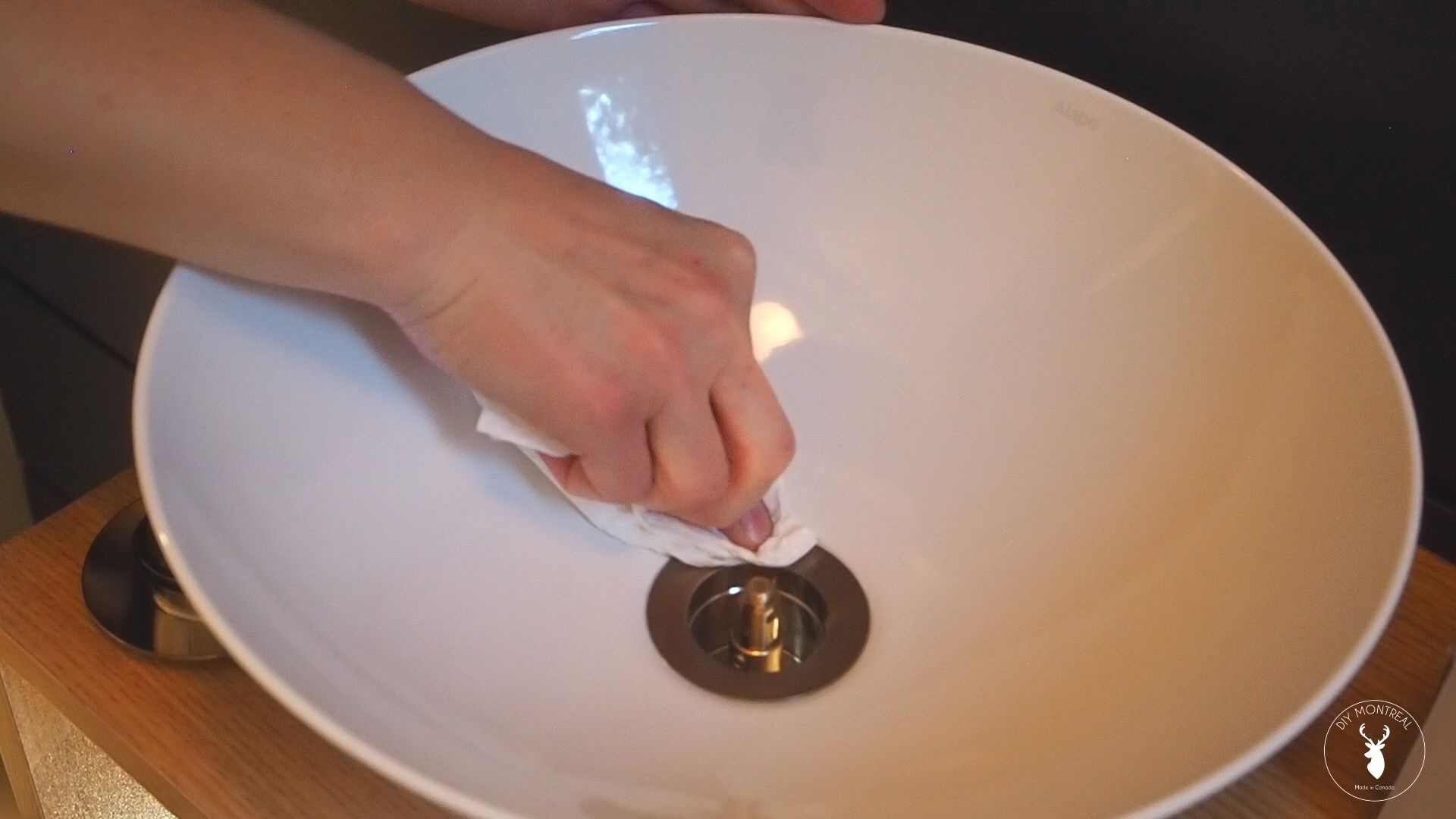 How to Install a Bathroom Sink Drain : 4 Steps (with Pictures ...