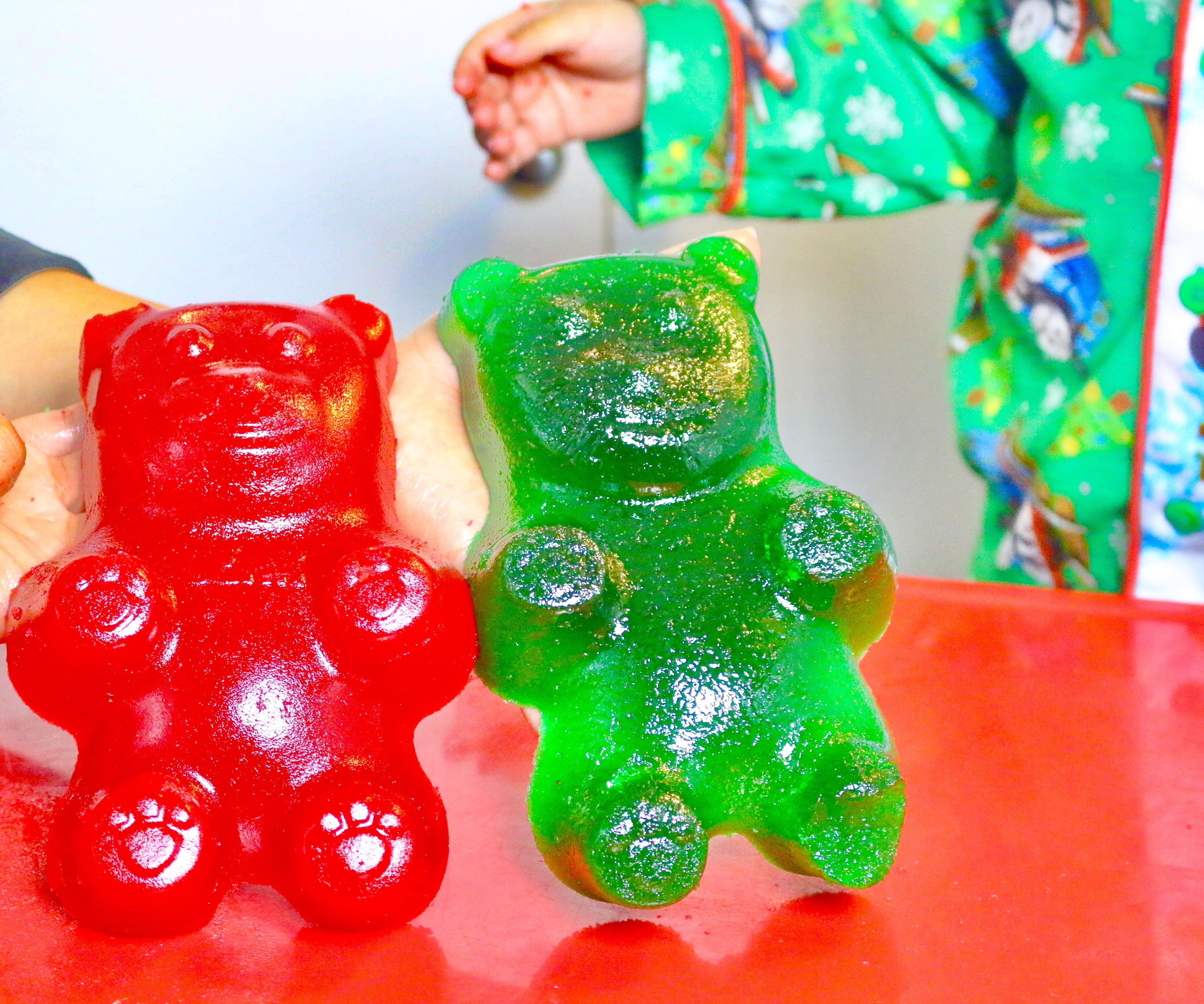 How to Make a Giant JELLO Gummy Bear
