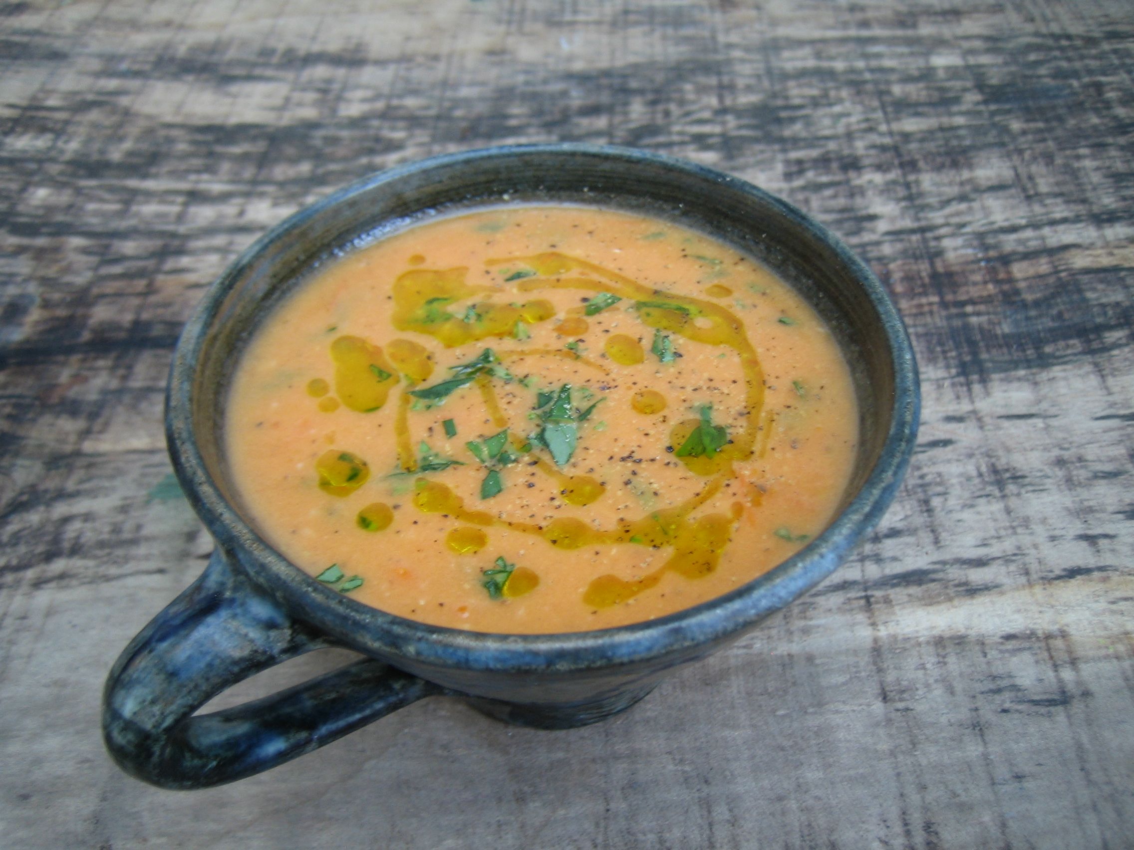 souper simple roast tomato, garlic and basil soup