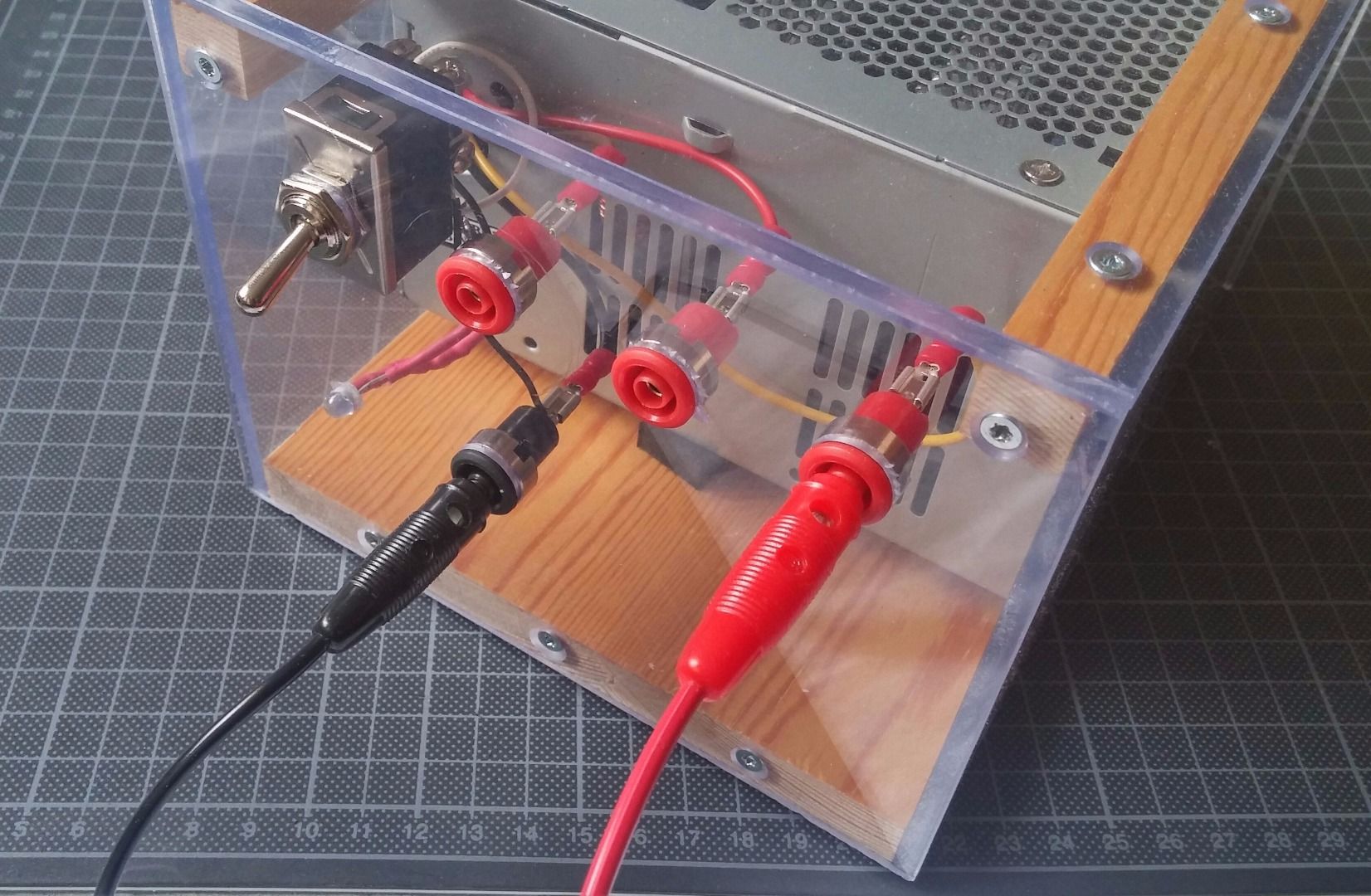 ATX Bench Power Supply Enclosure 6 Steps (with Pictures) Instructables